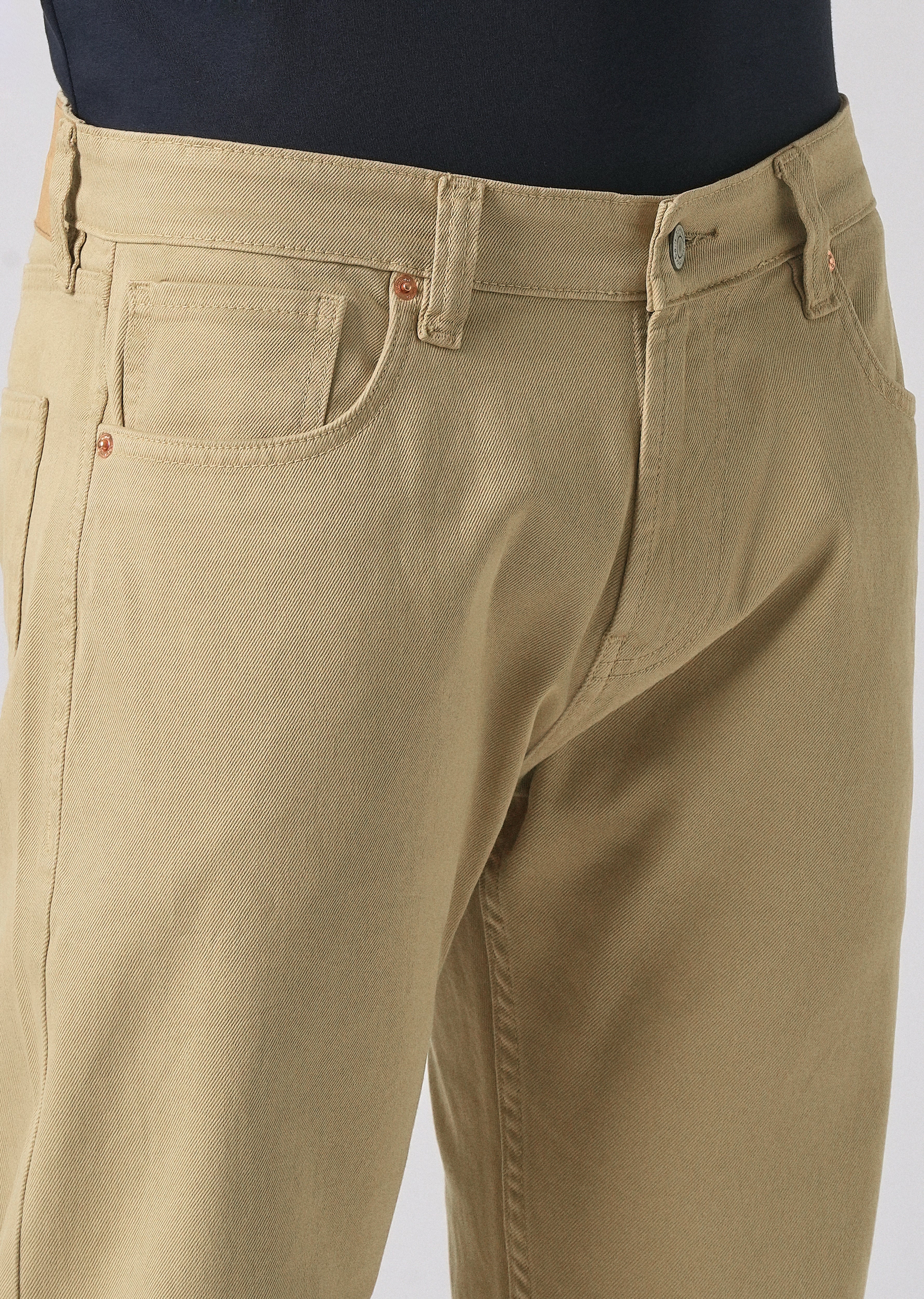 Bisque Slim fit Jeans