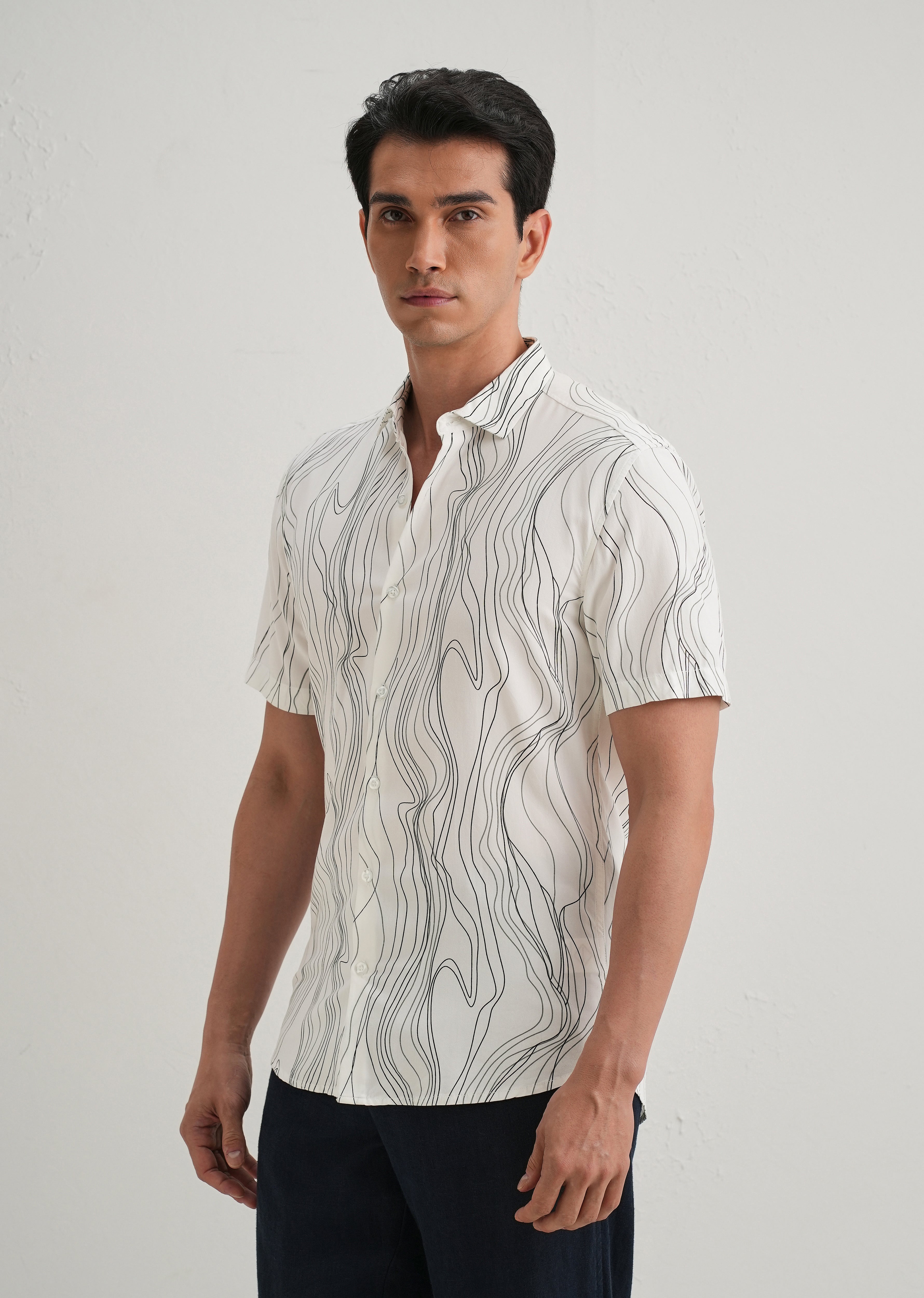 Abstract White Line Print Shirt