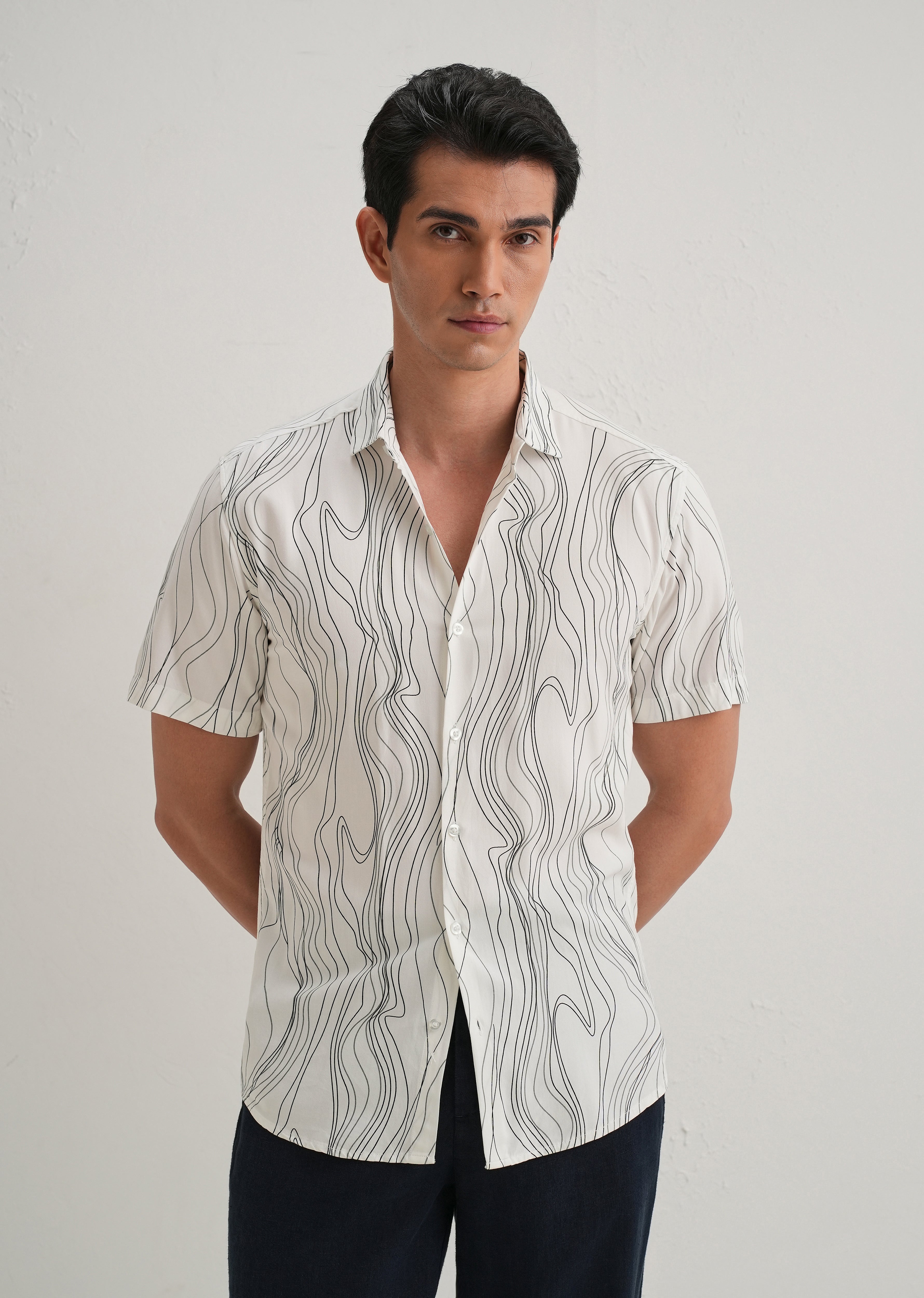 Abstract White Line Print Shirt
