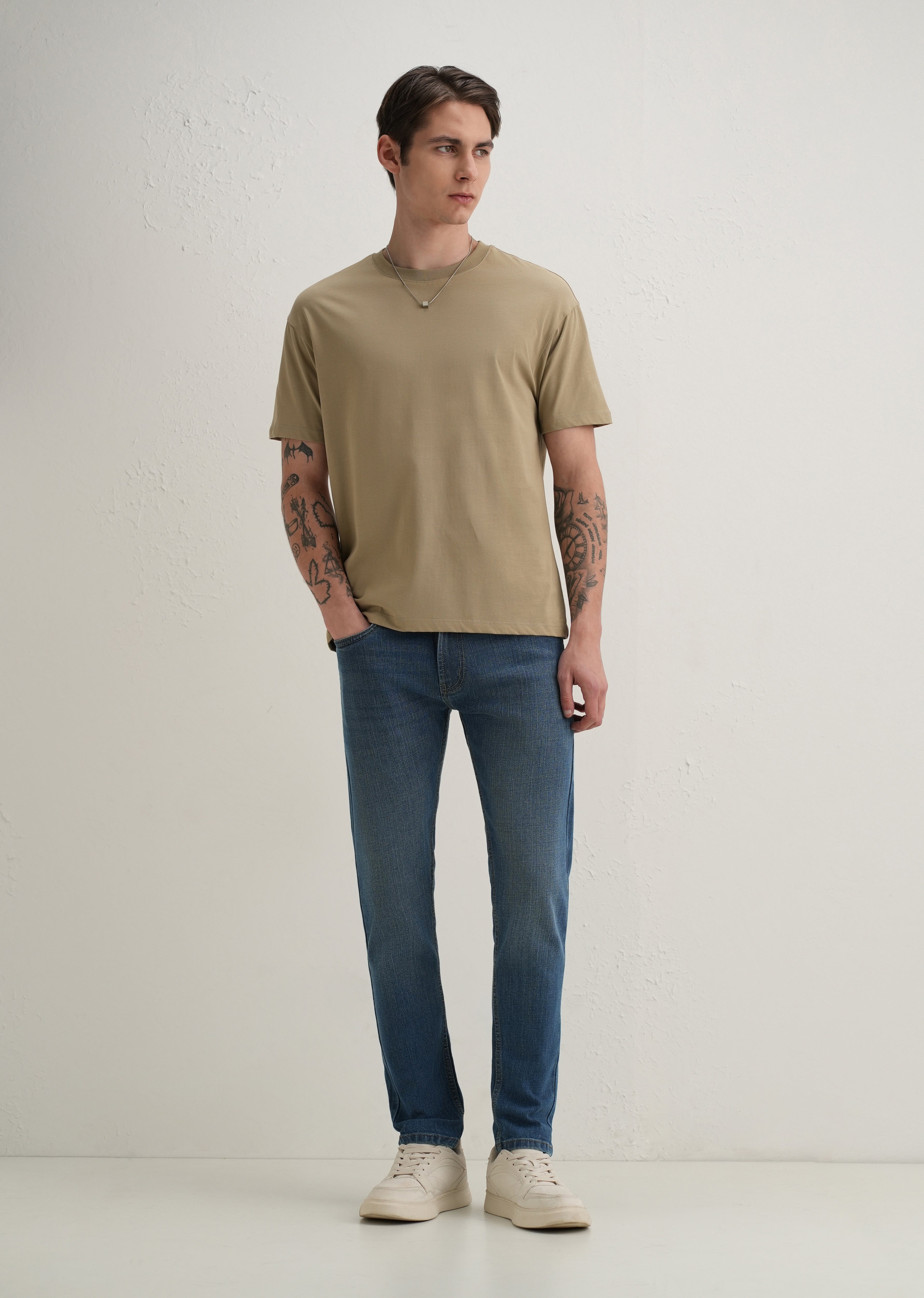 Azora Blue Slim fit Jeans