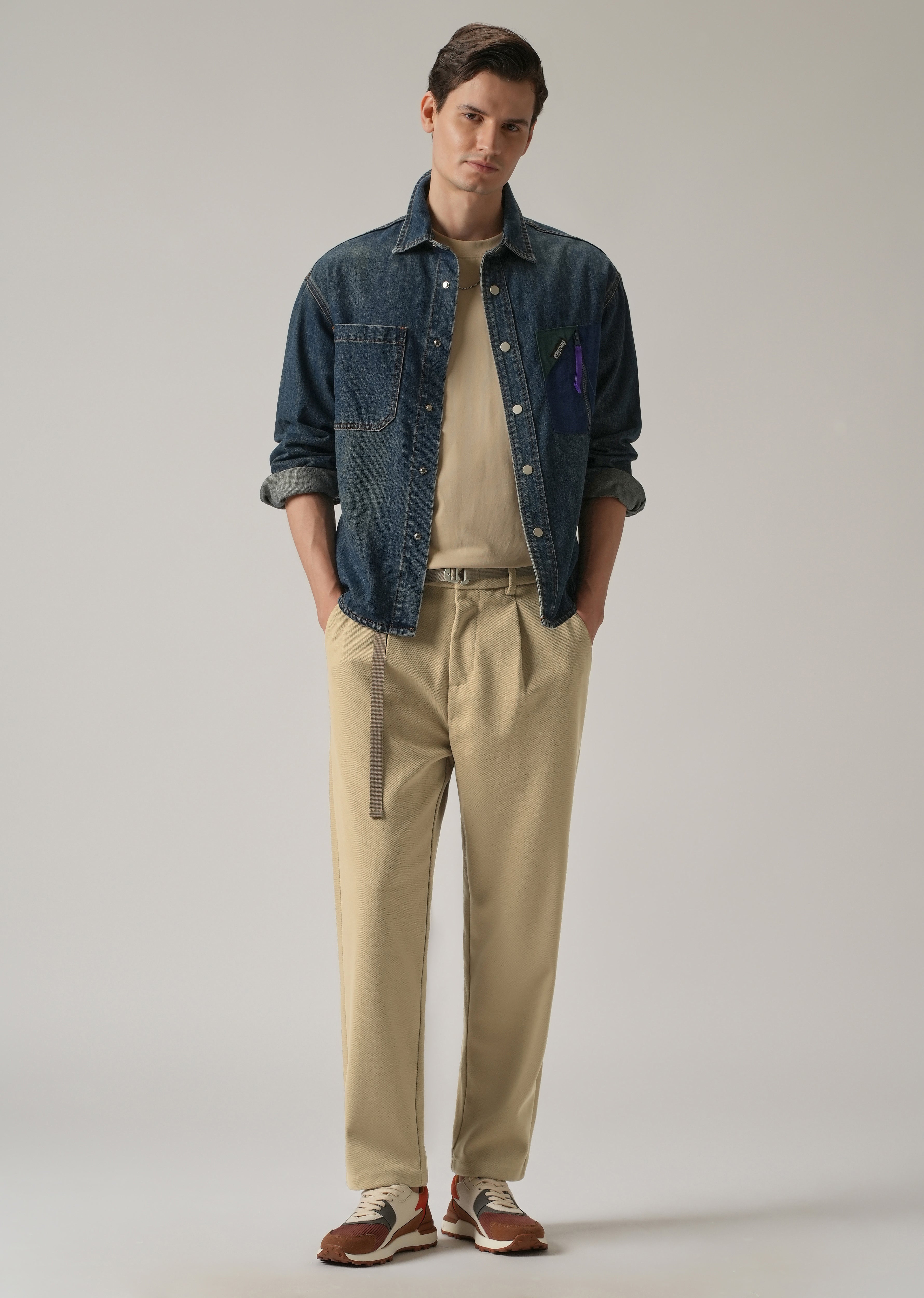Beige Relaxed Fit Textured Pleated Pant