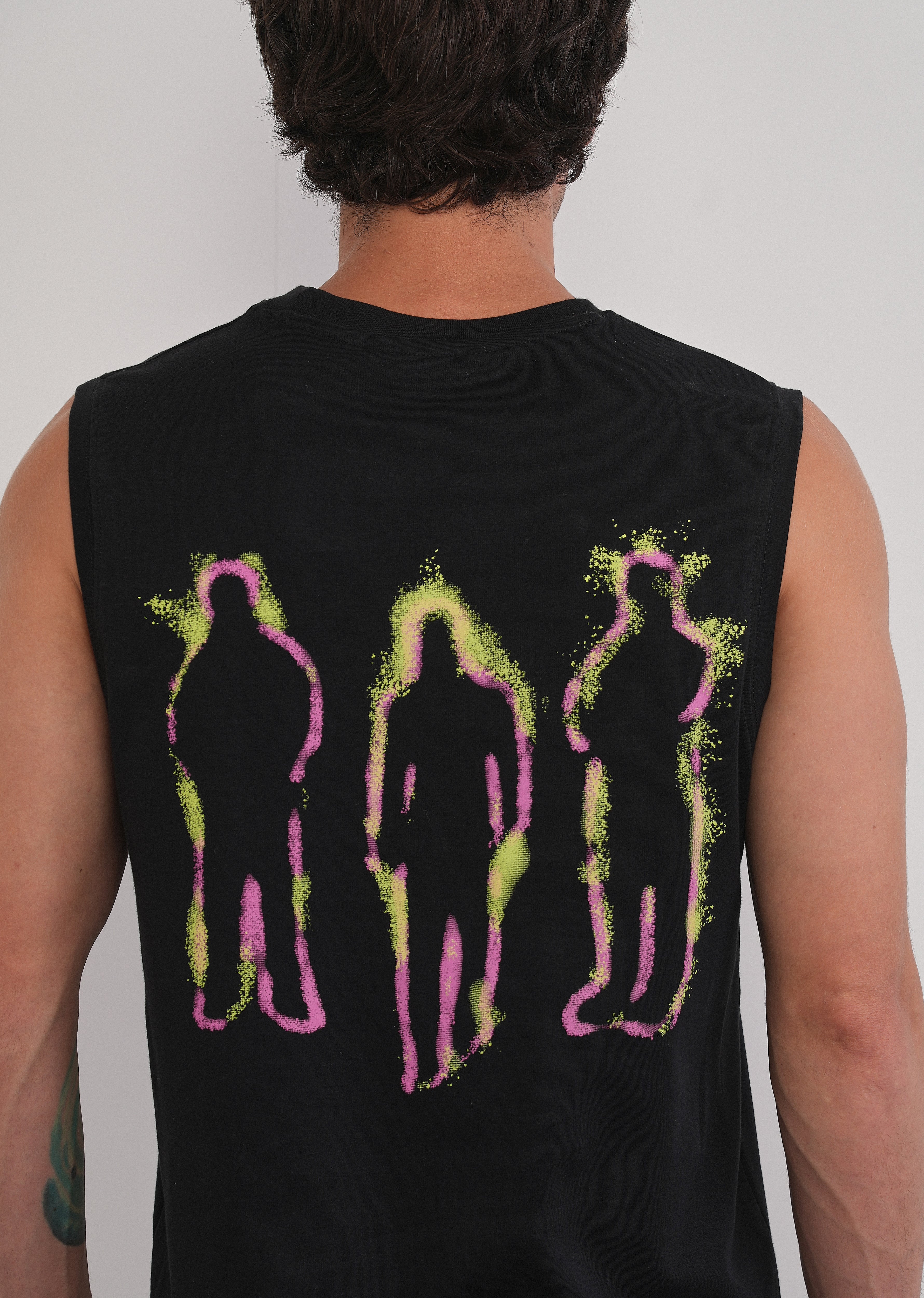 Black Aura Flow Tank