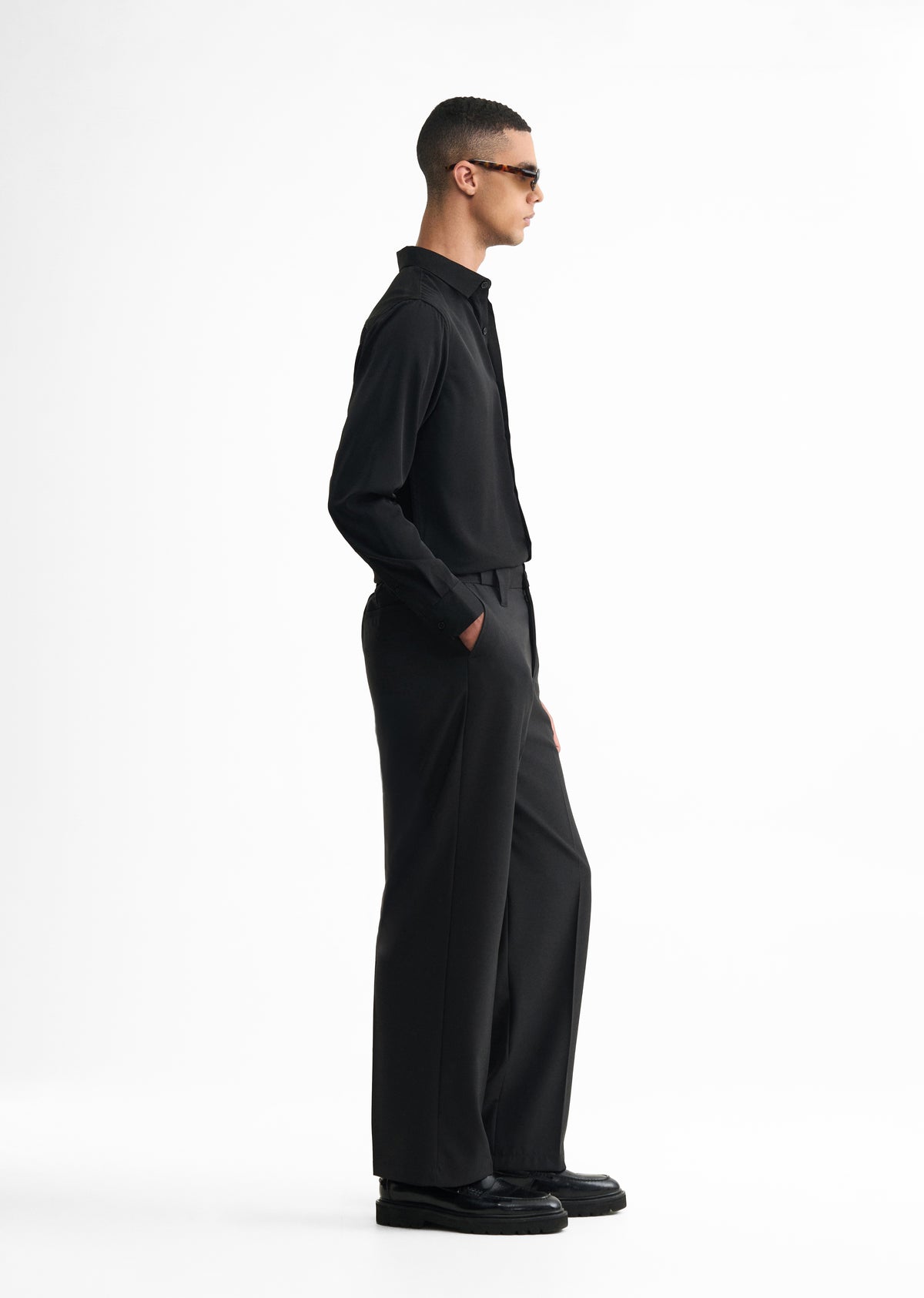 Black Back Elastic Relaxed Fit Trouser