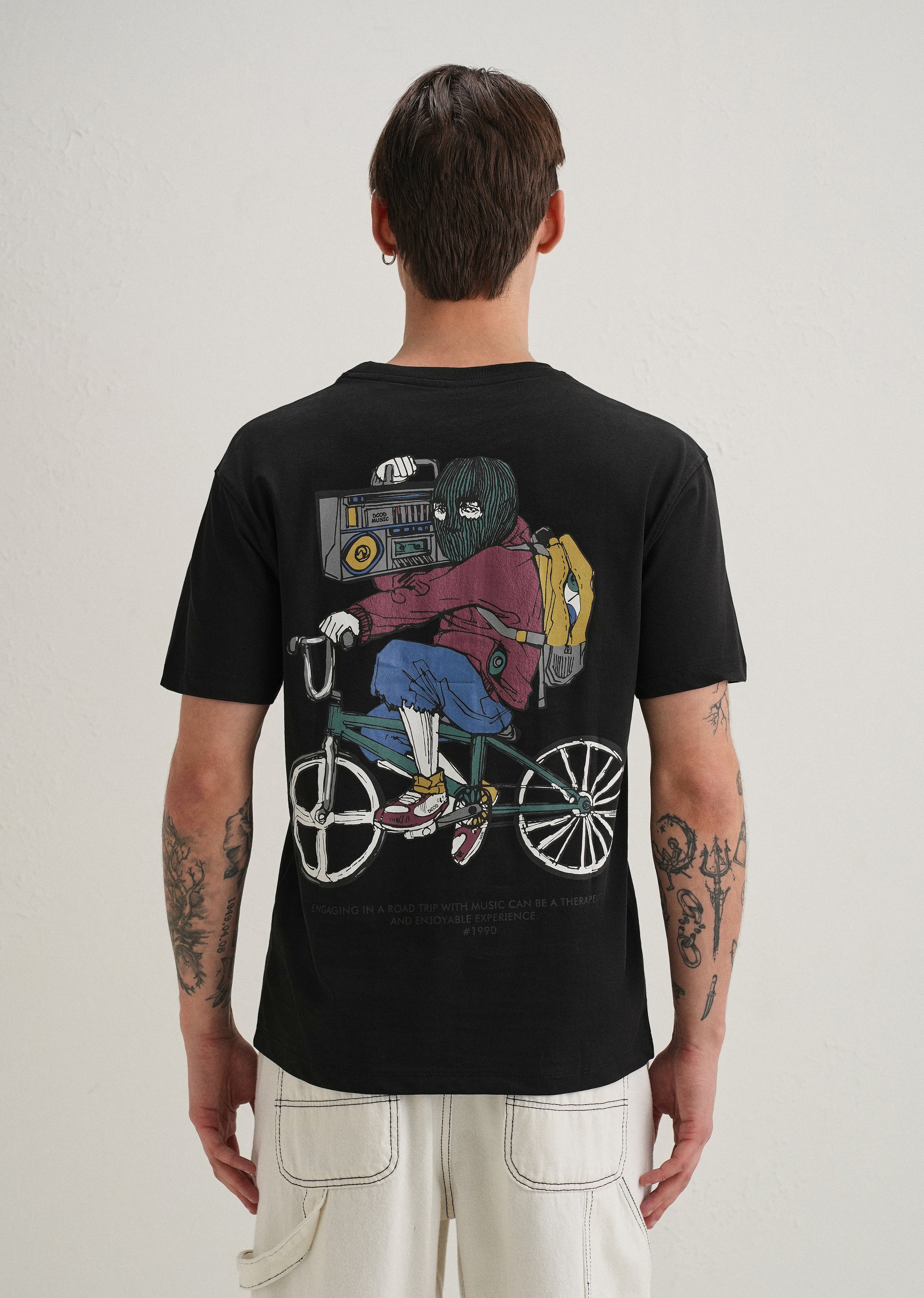 Black Back Graphic Print T-Shirt