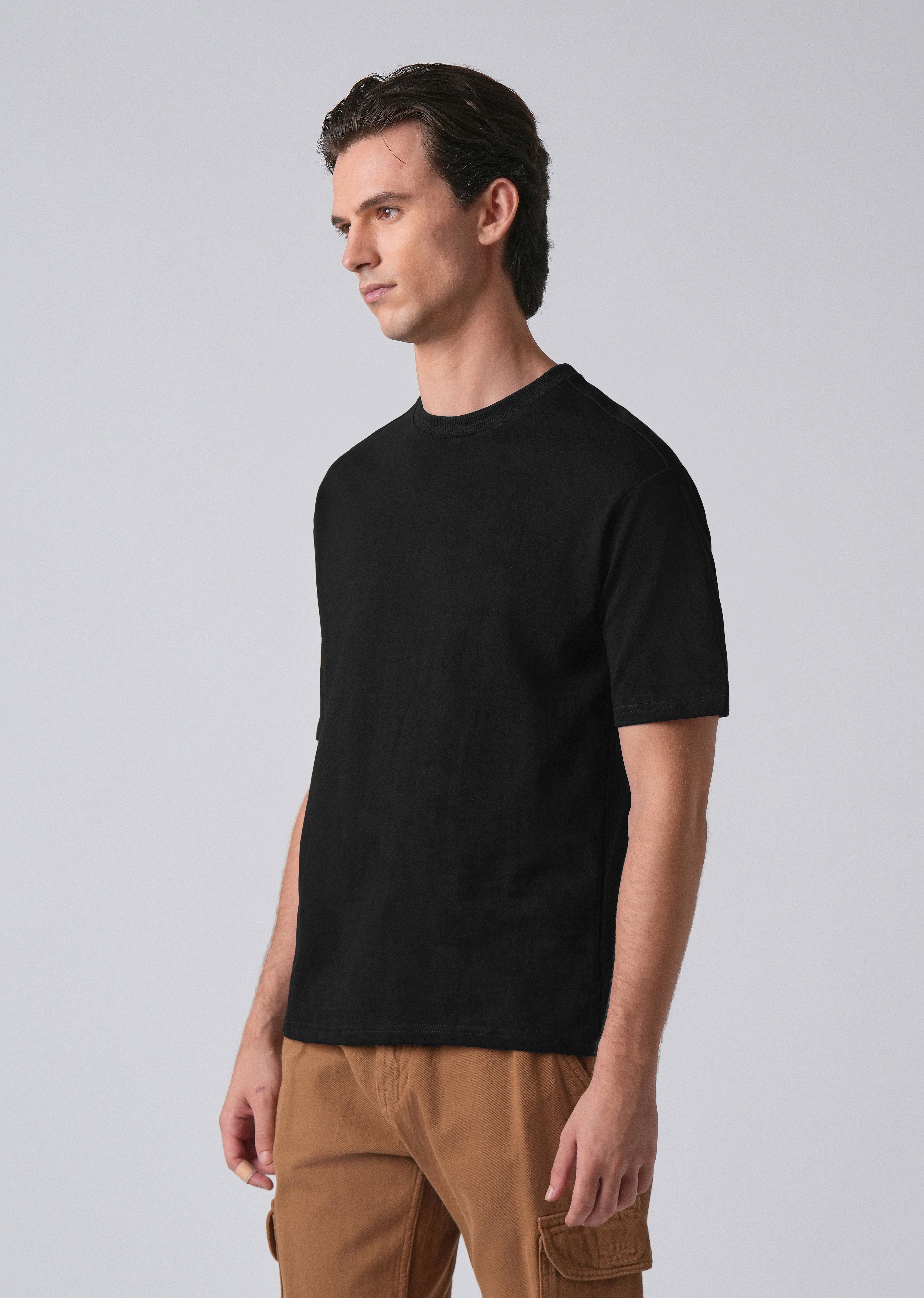 Black Basic Relaxed Fit T-shirt