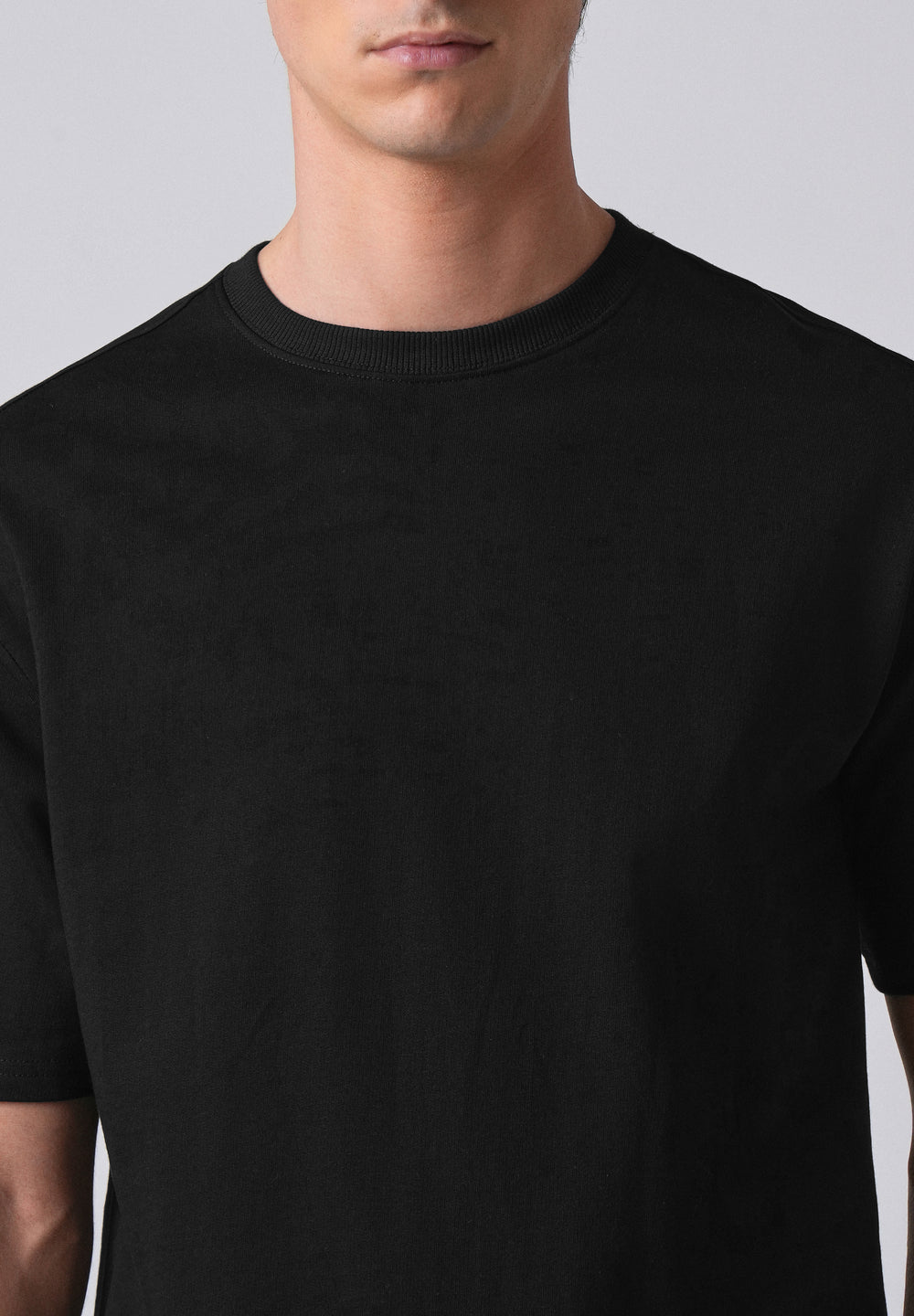 Black Basic Relaxed Fit T-shirt