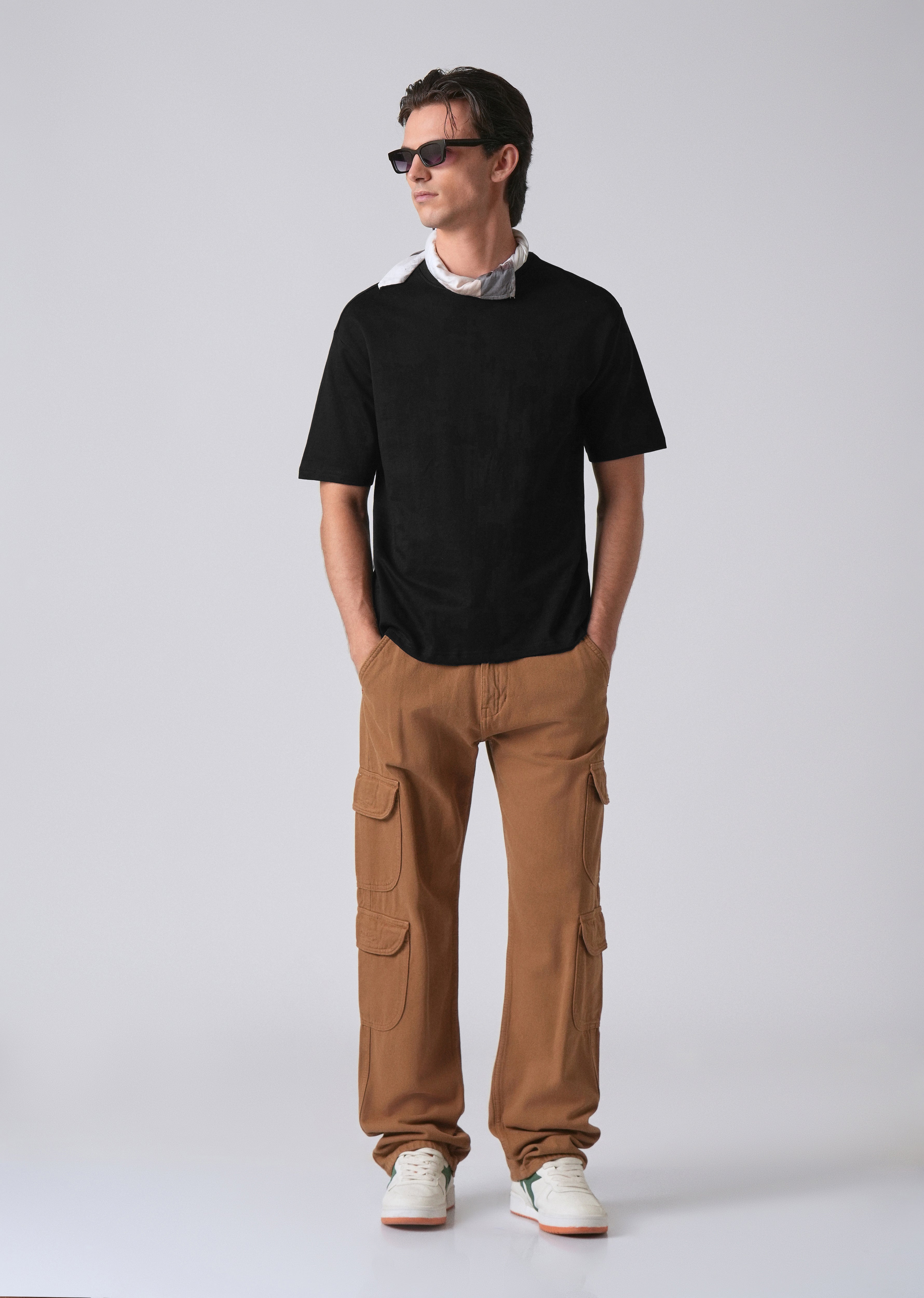 Black Basic Relaxed Fit T-shirt