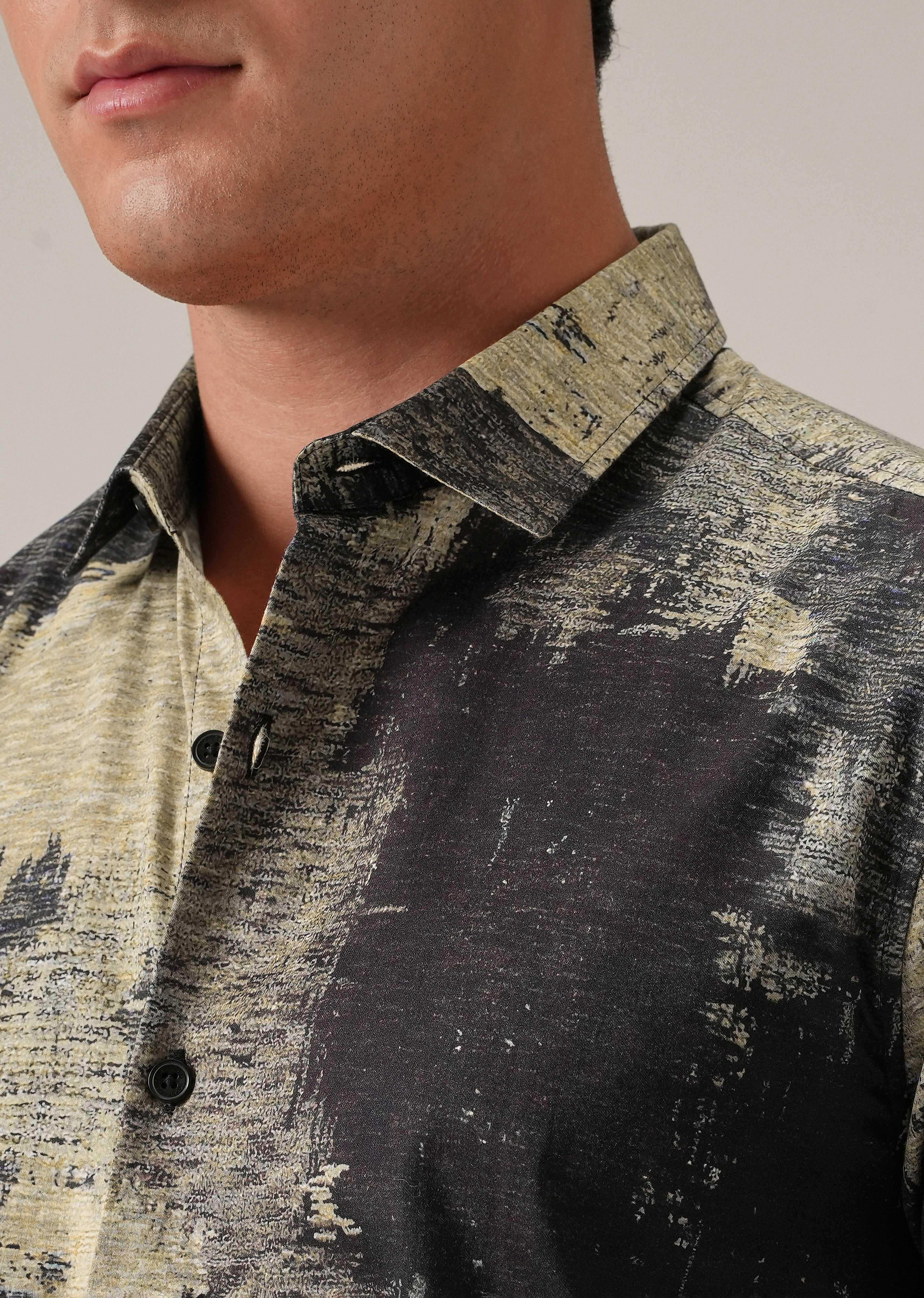 Black Distorted Print Shirt