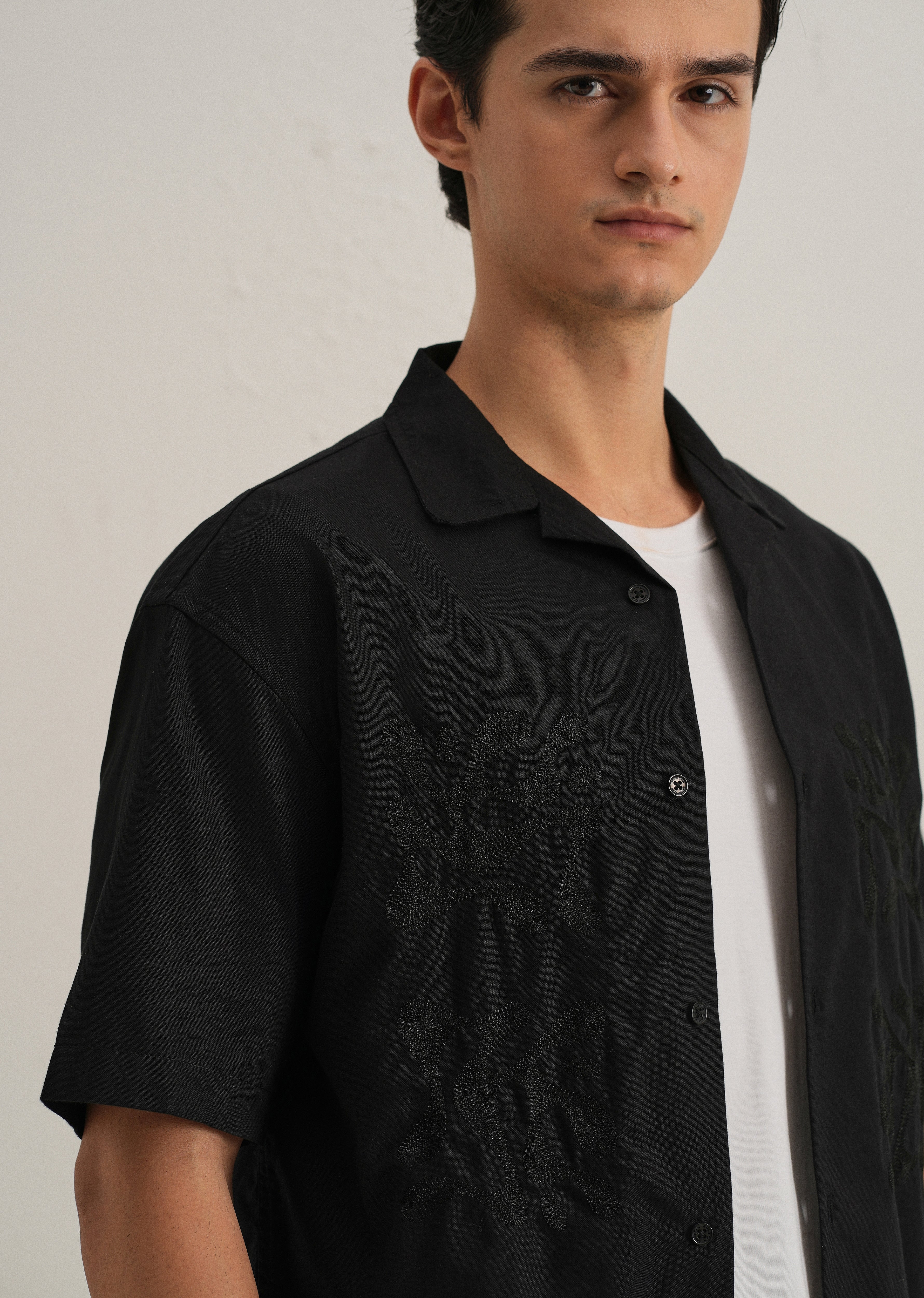 Black Embroidery Cuban Collar Cotton Shirt