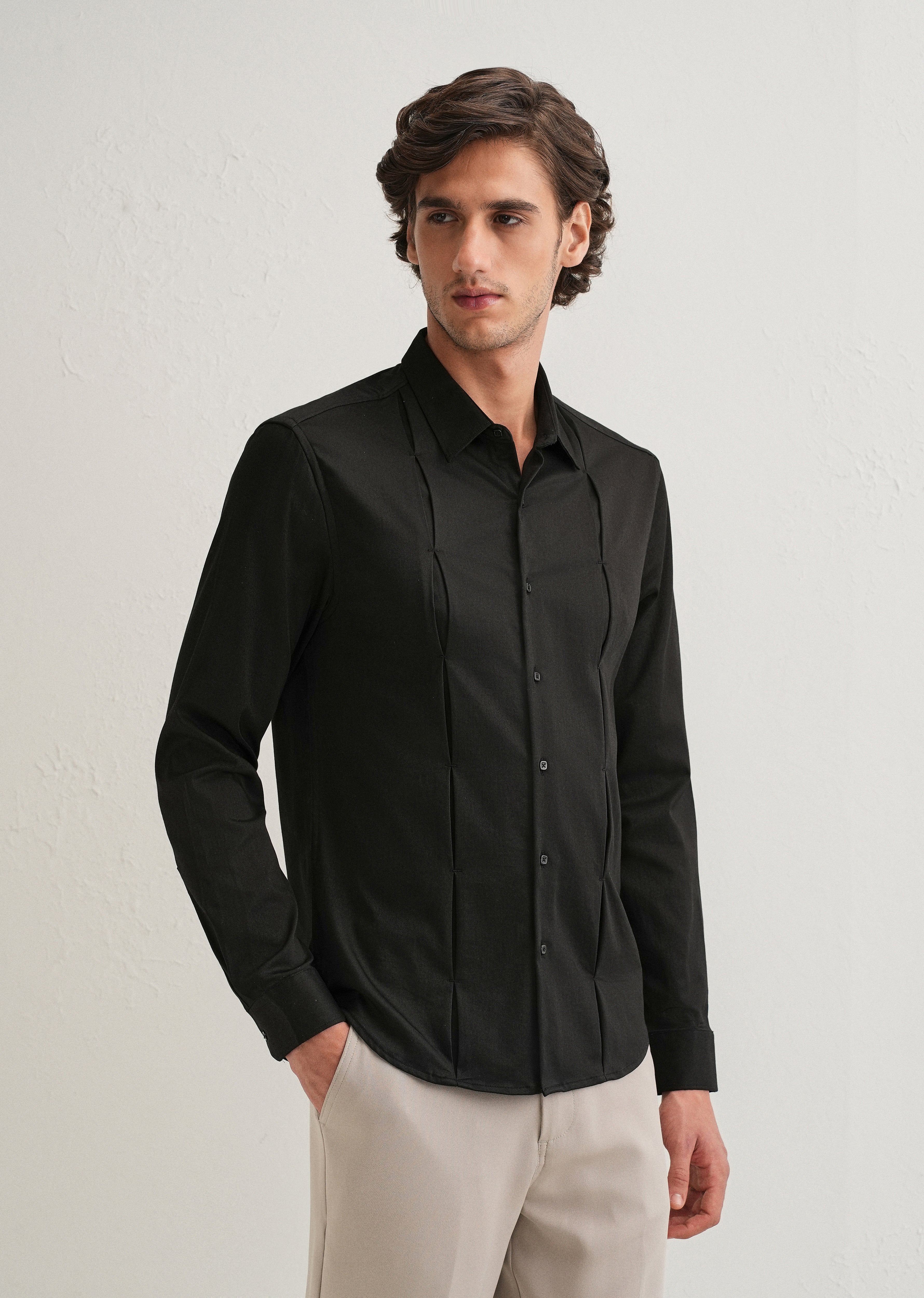 Black Front Panel Open Pleat Shirt