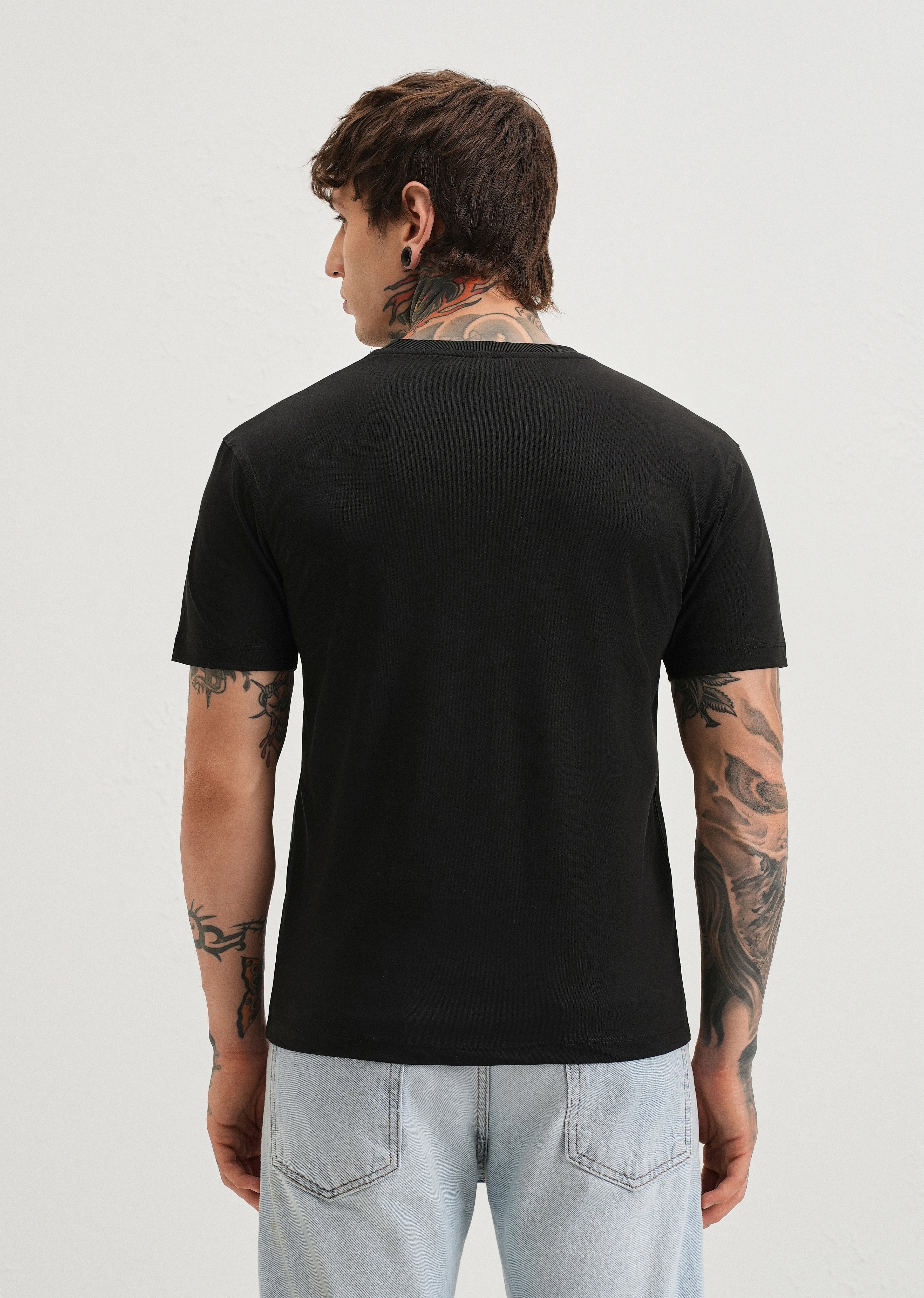 Black Graphic Printed T-shirt