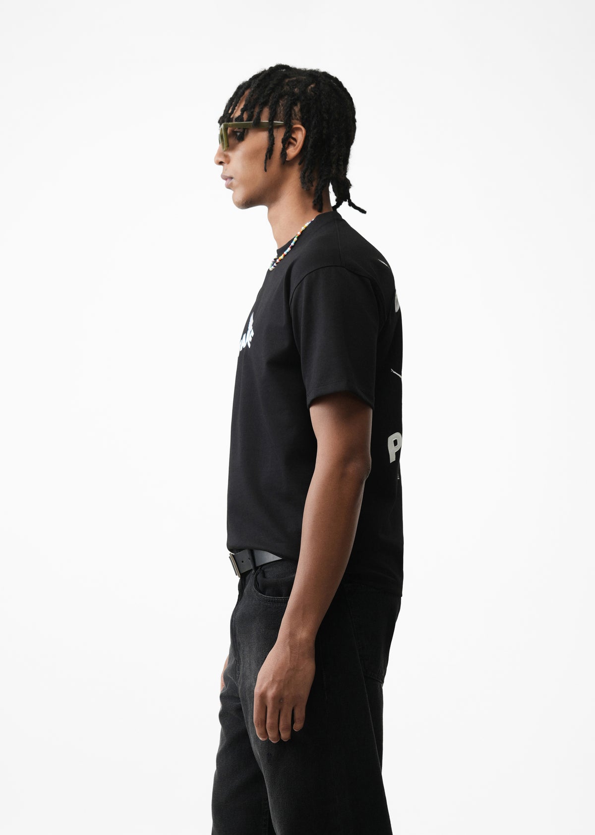 Black Paradise Graphic Print T-shirt