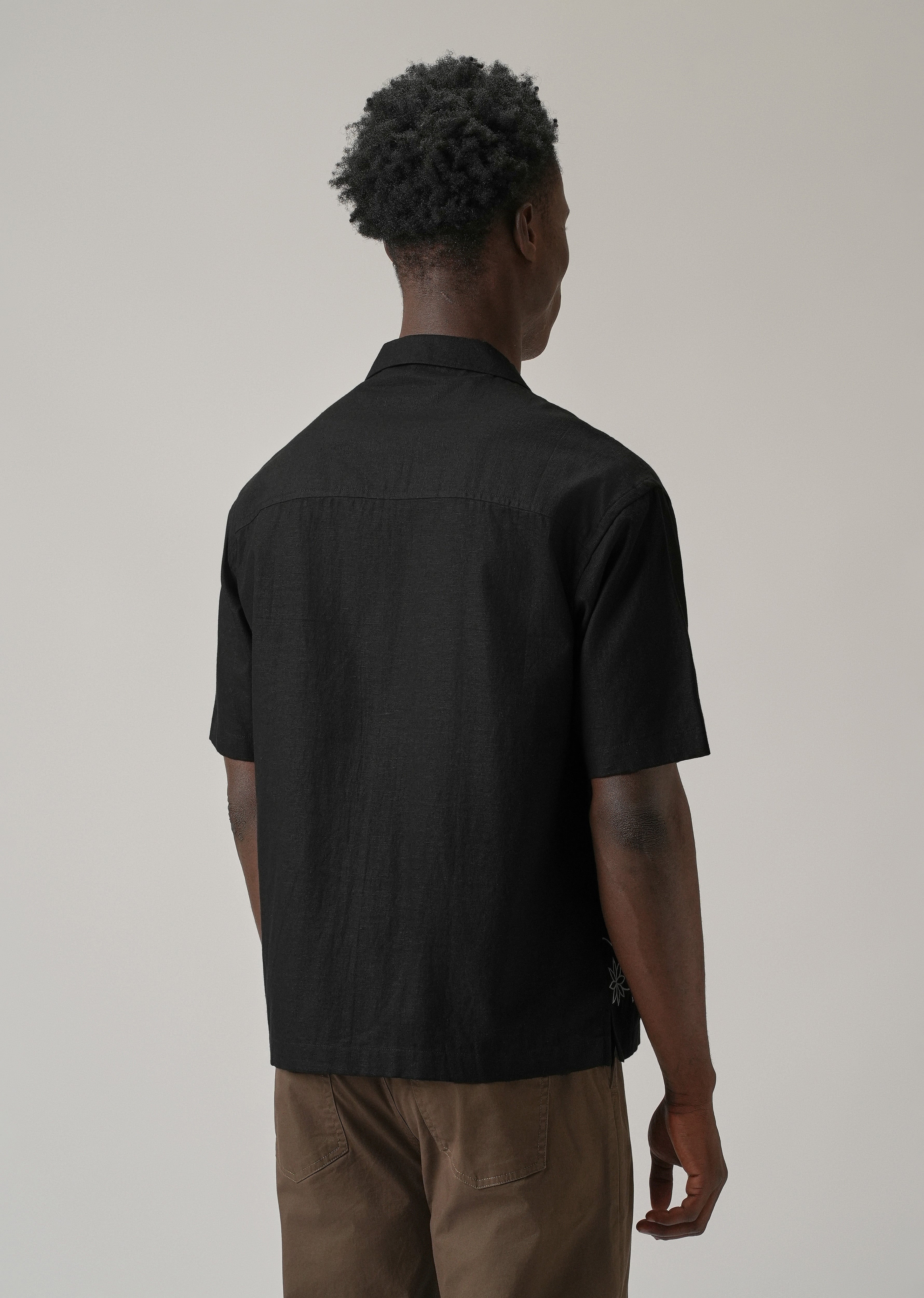 Black Pattern Embroidery Linen Shirt