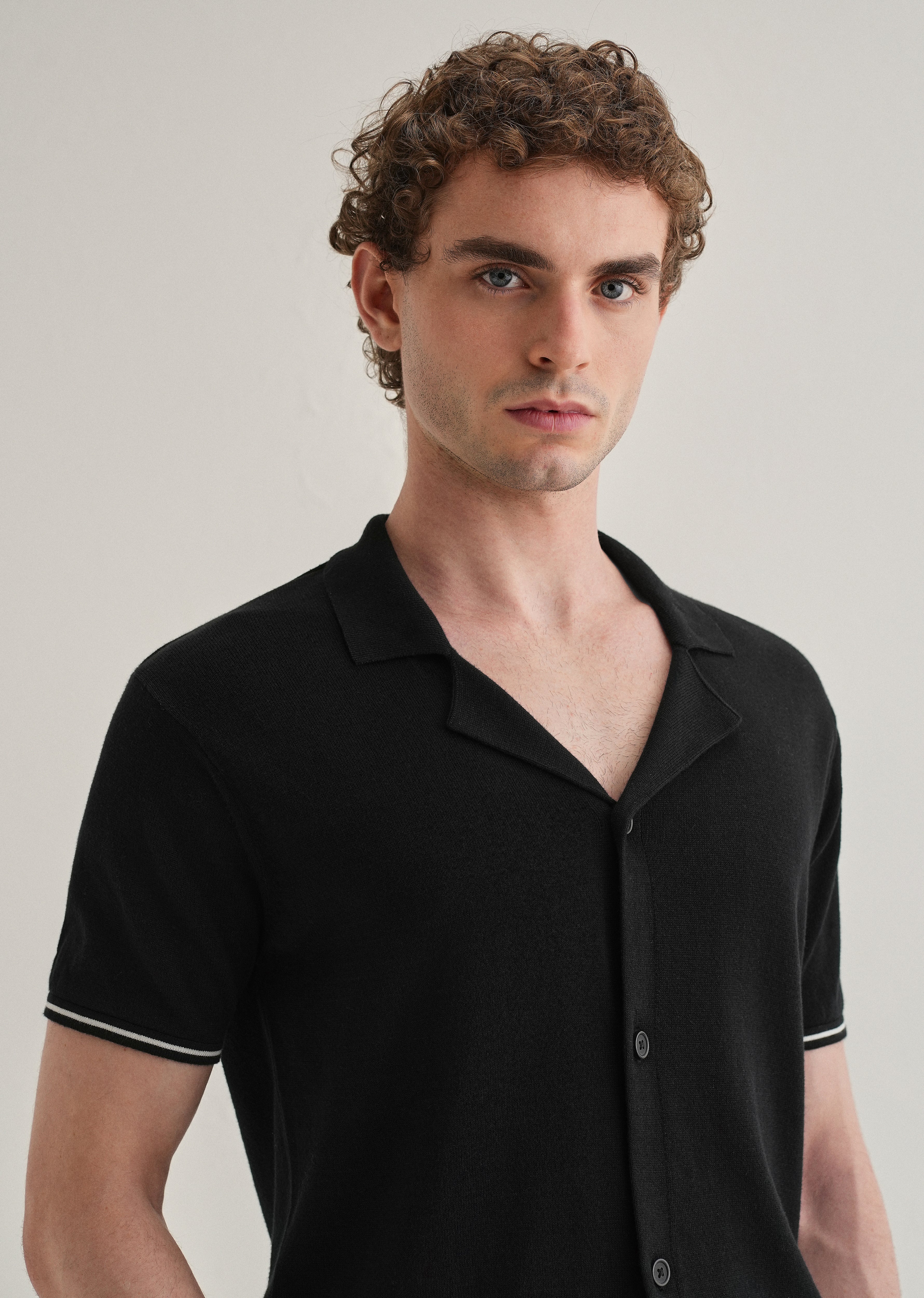 Black Plain Knit Cuban Collar Shirt