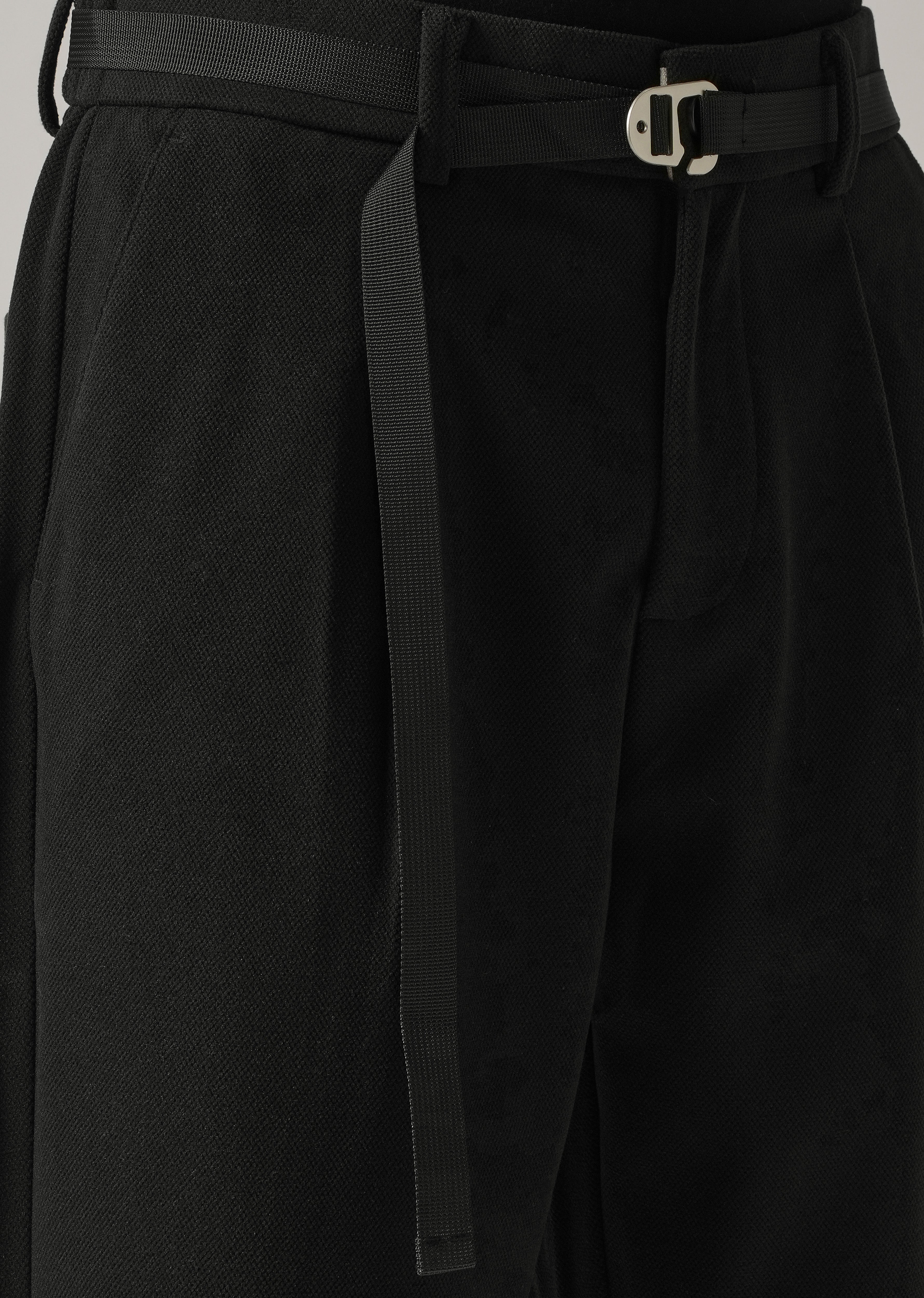 Black Relaxed Fit Textured Pleated Pant