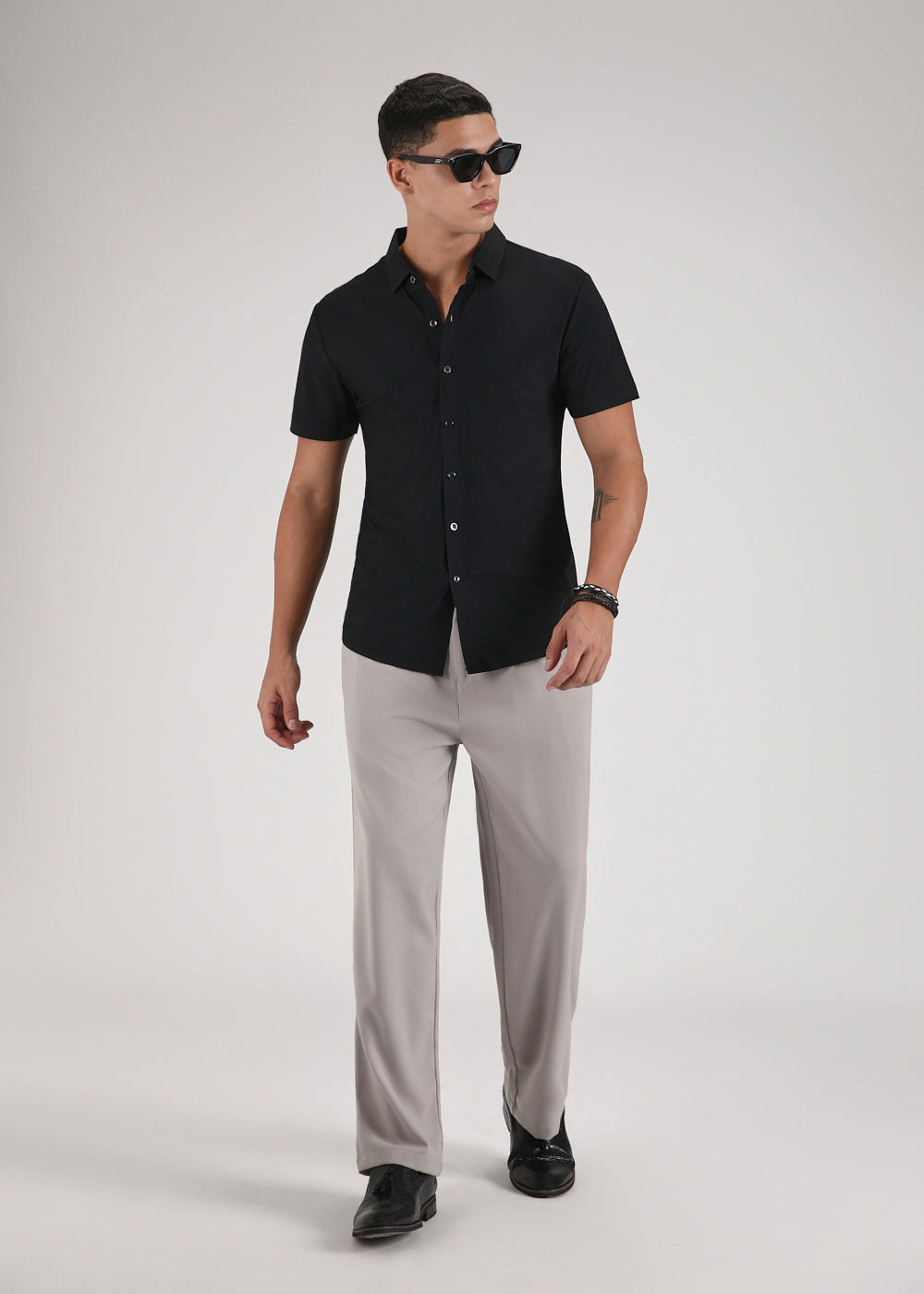 Black Stitchless Shirt