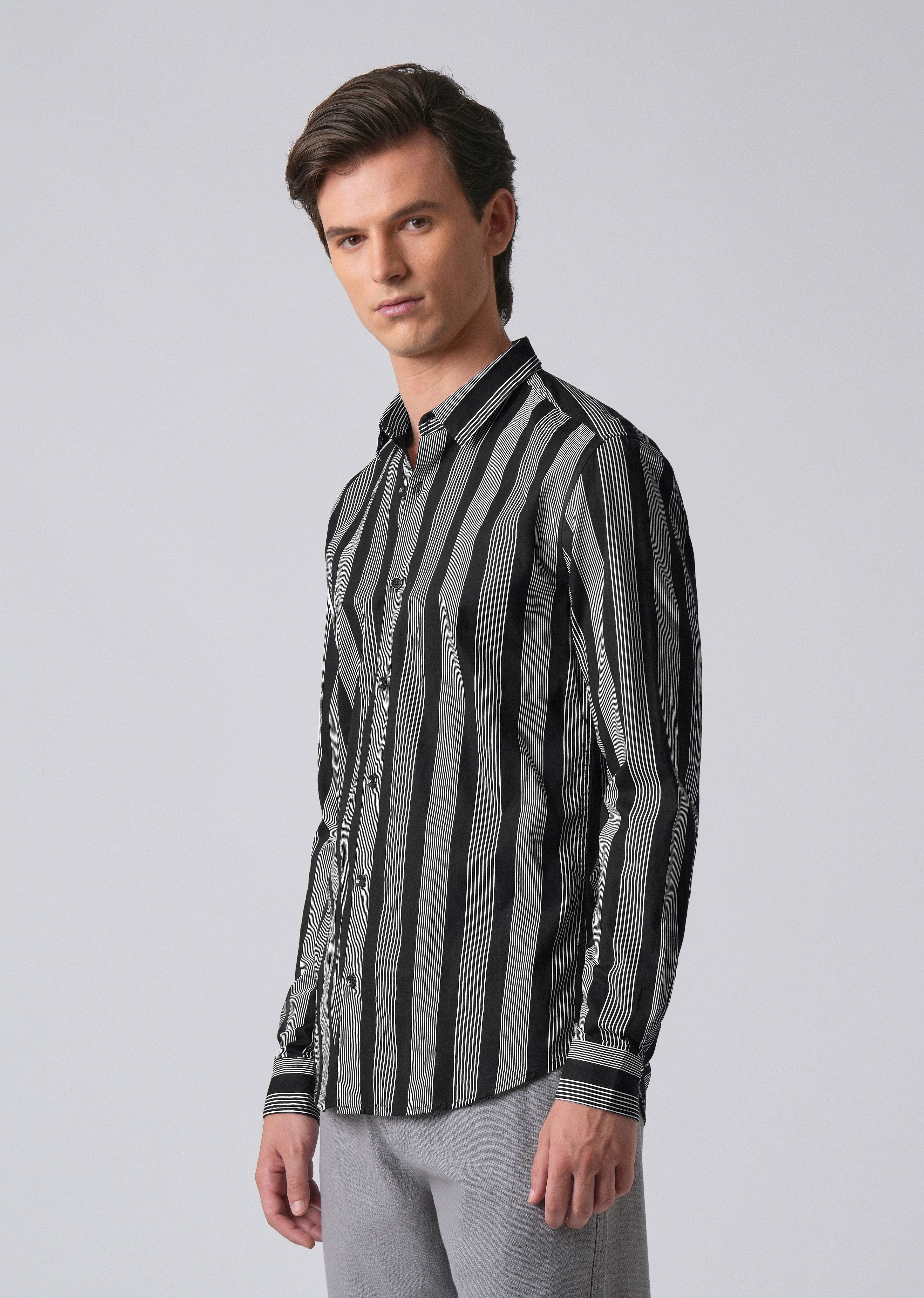 Black Vertical Pin Stripe Cotton/Linen Shirt
