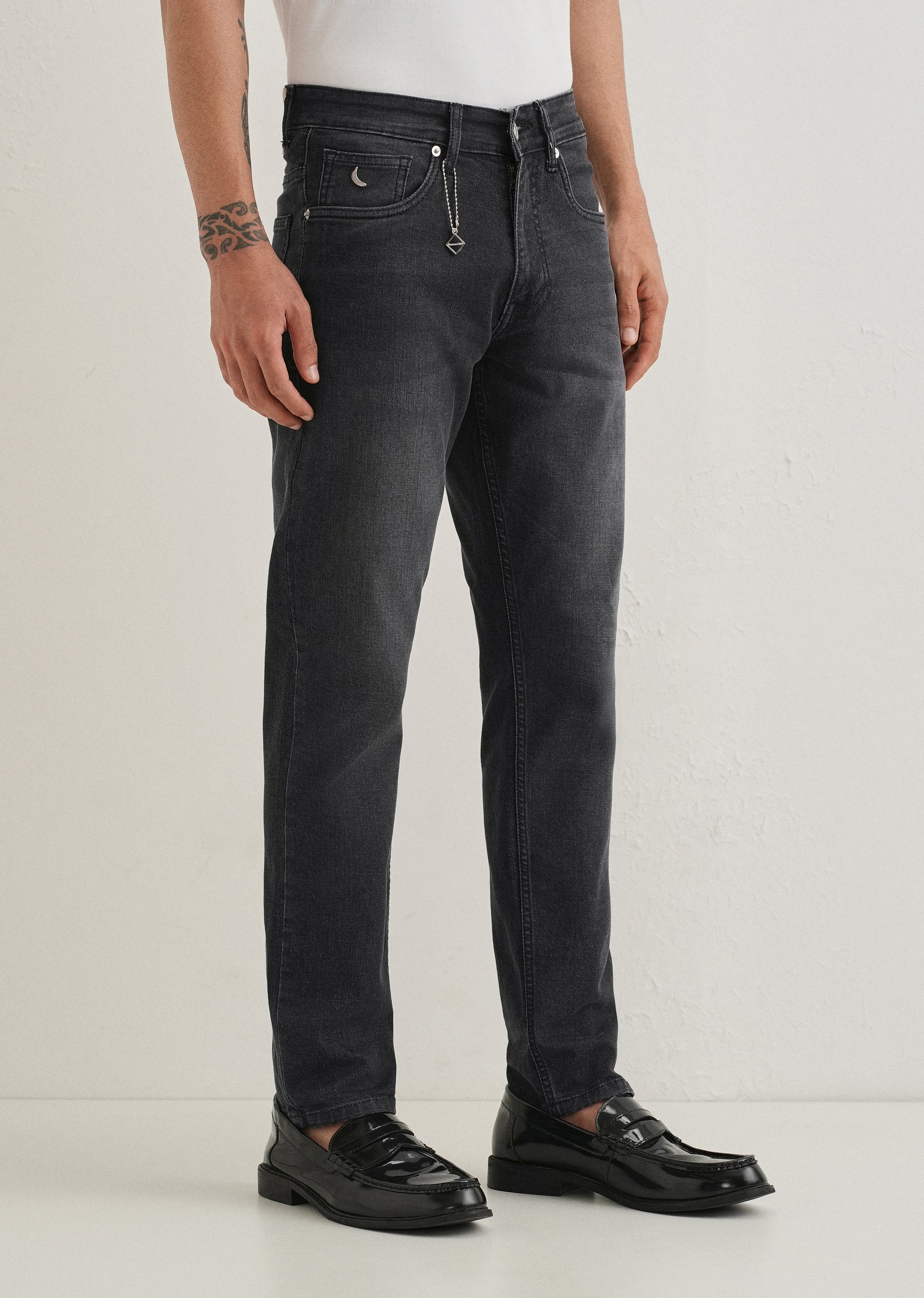 Black Wash Ankle Fit Jeans