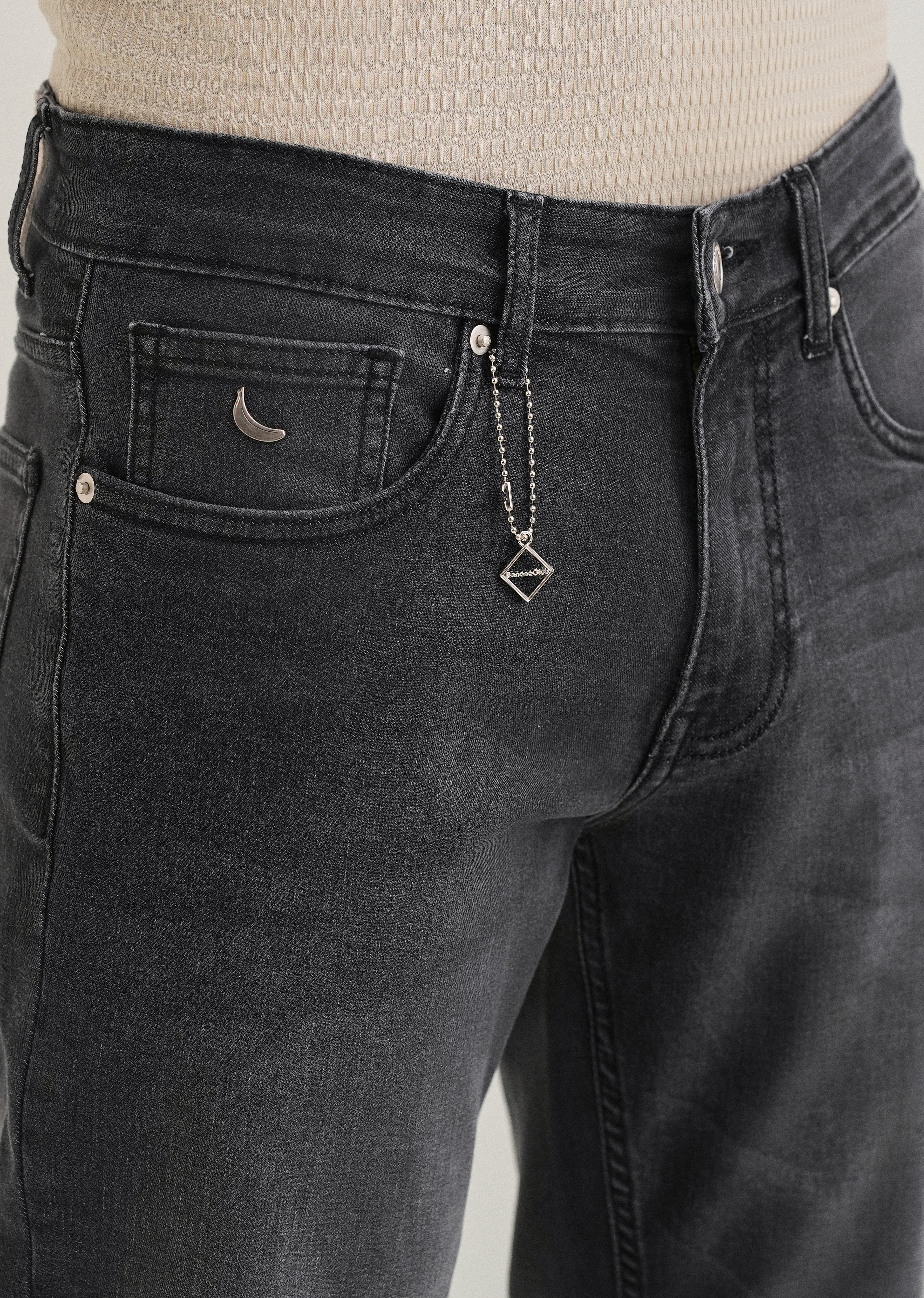 Black Wash Carrot Fit Jeans