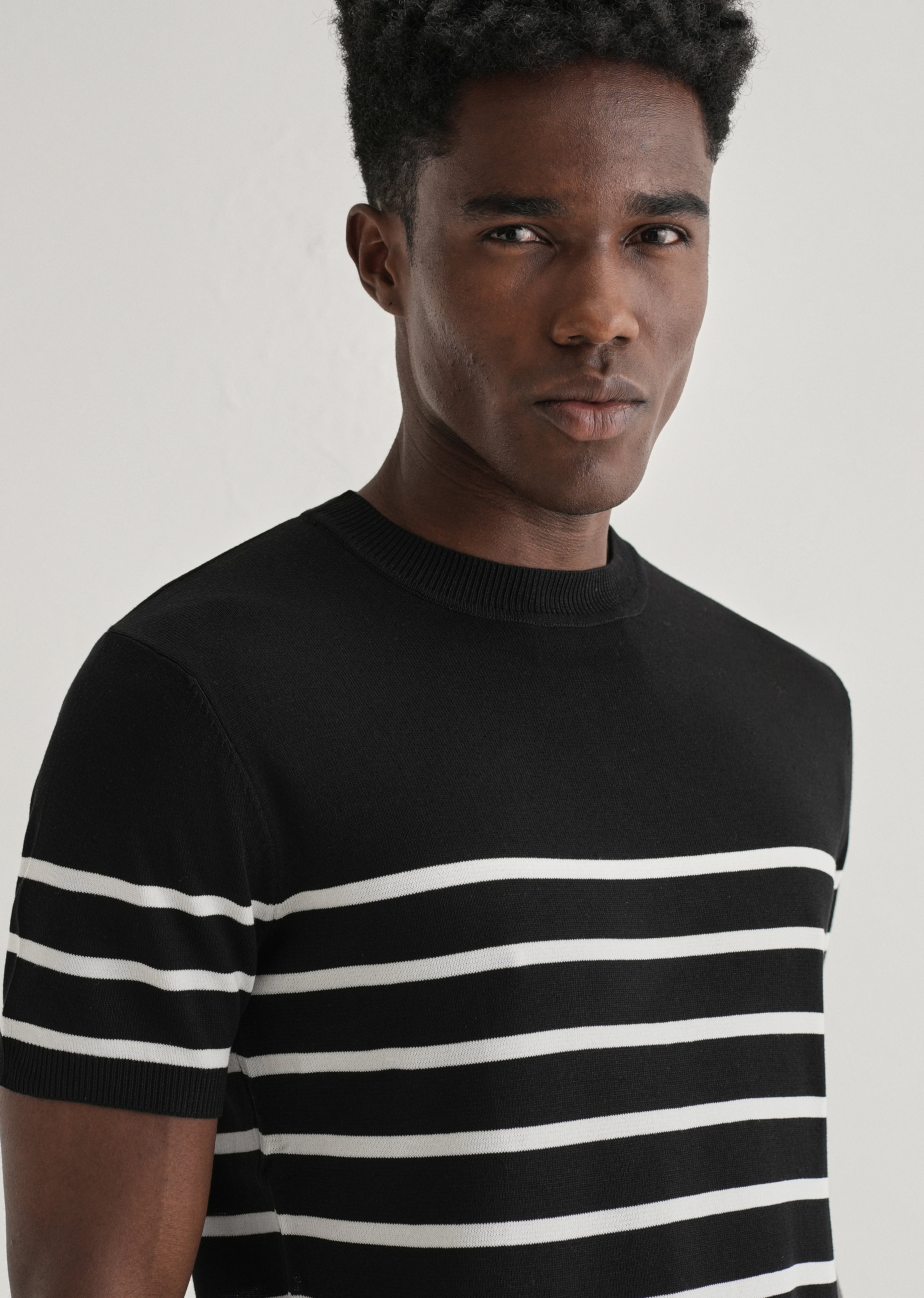 Black White Striped Knitted T-shirt