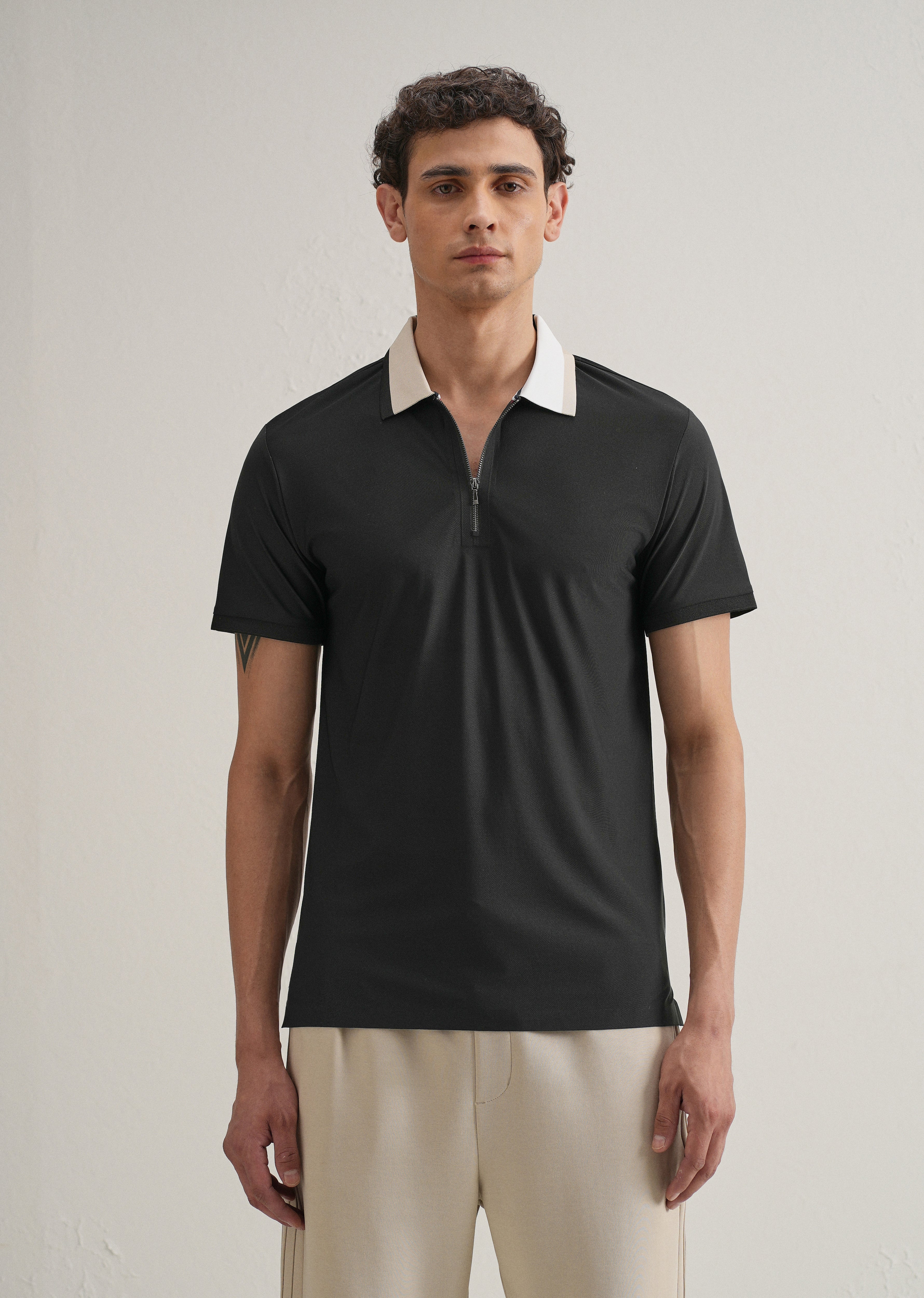 Black Zipper Polo Collar Seamless T-shirt