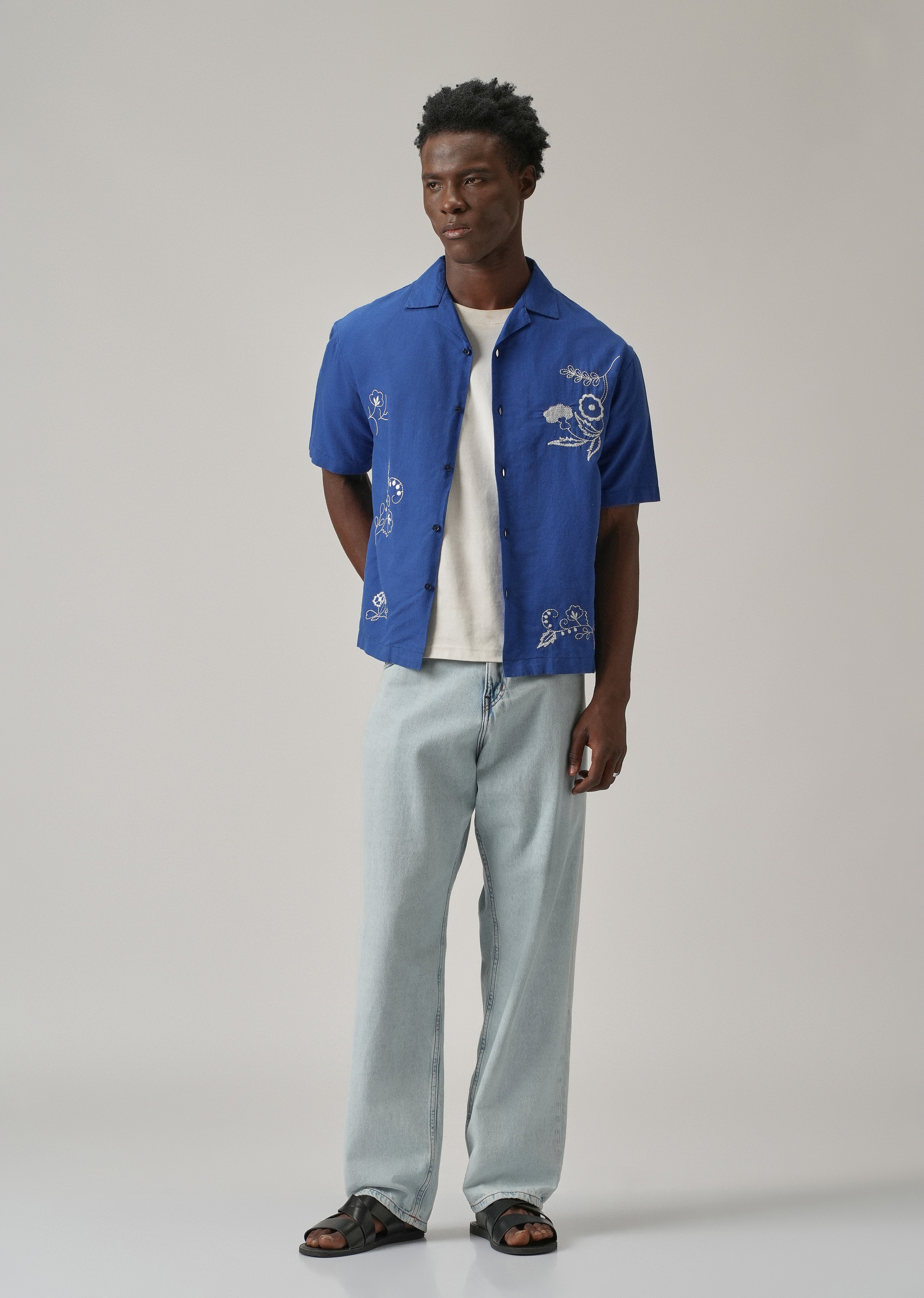 Blue Pattern Embroidery Linen Shirt