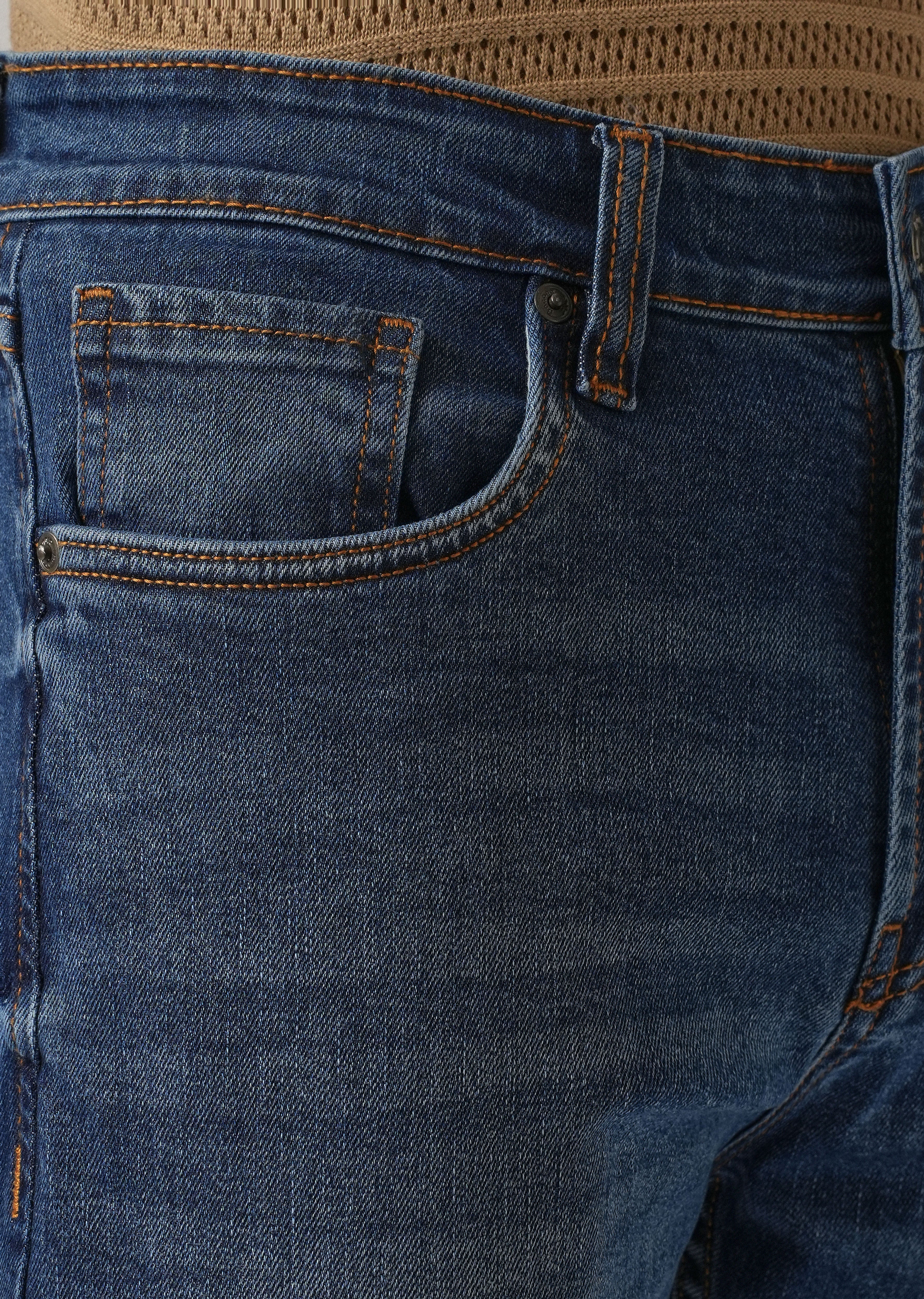 Blue Wash Relaxed Fit Jeans