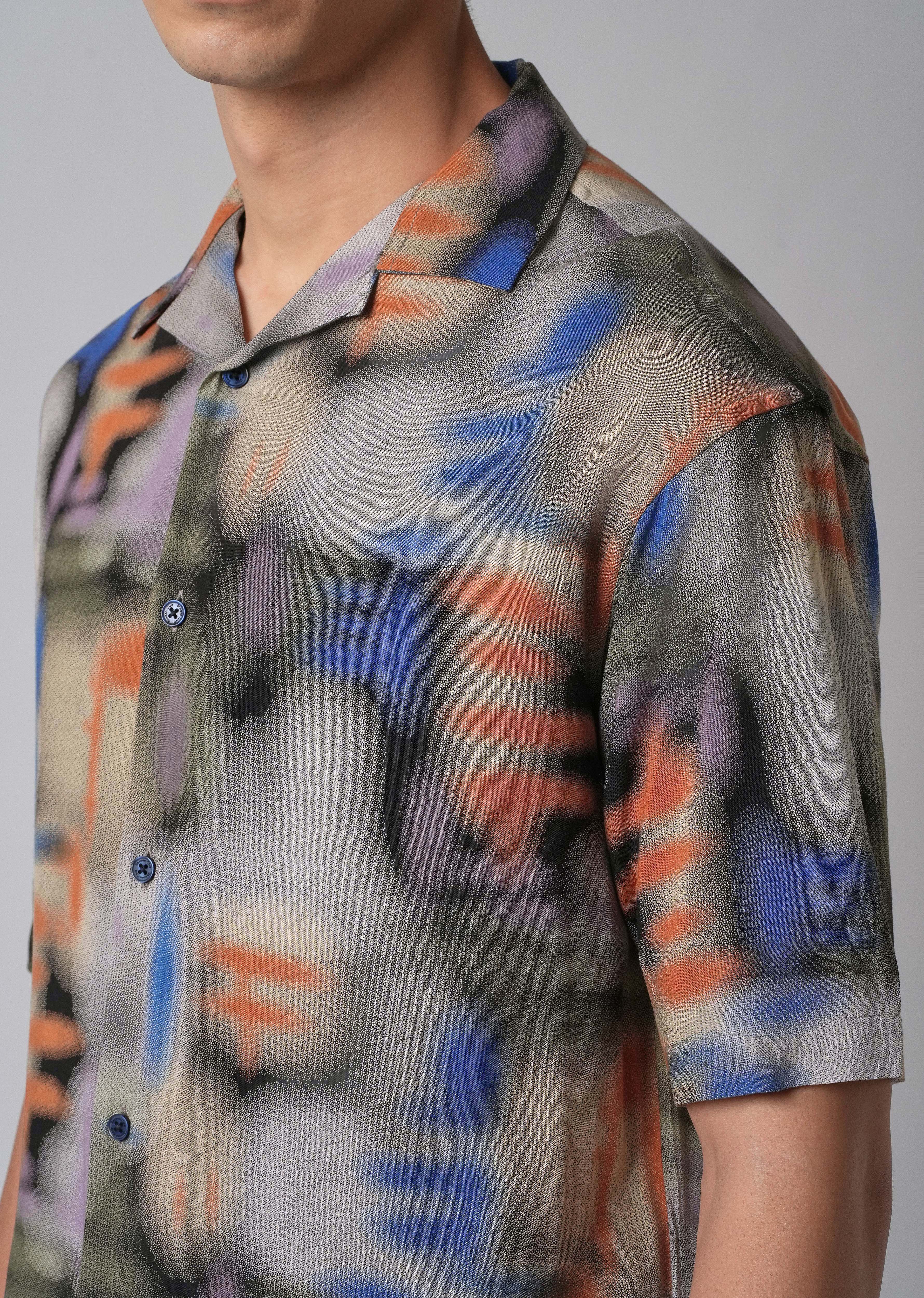 Blurry Graphic Oversized Feather Shirt