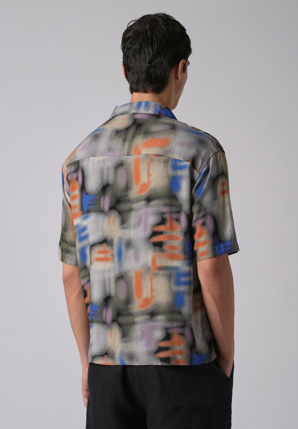 Blurry Graphic Oversized Feather Shirt