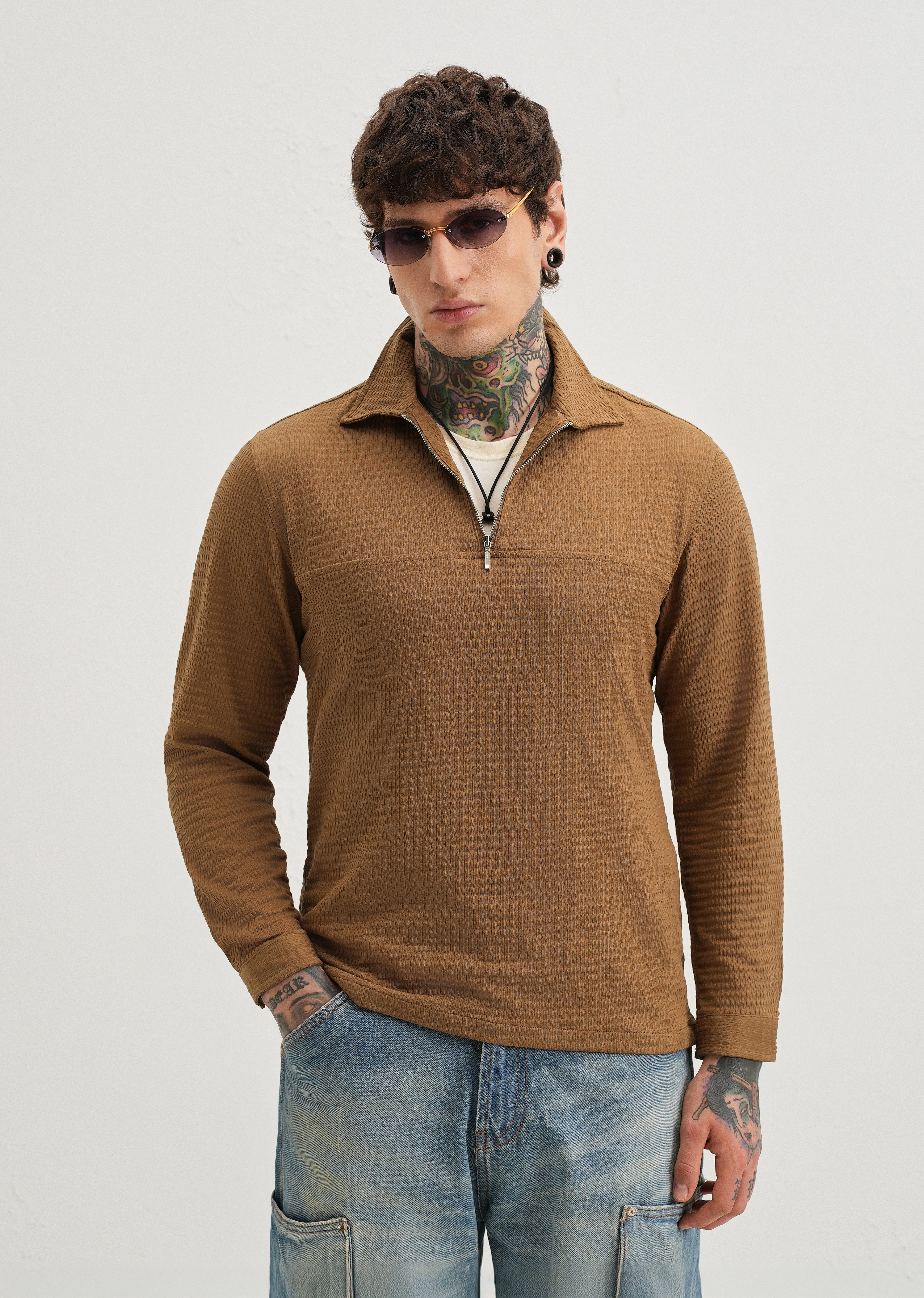 Brown Zipper Polo Knit T-shirt