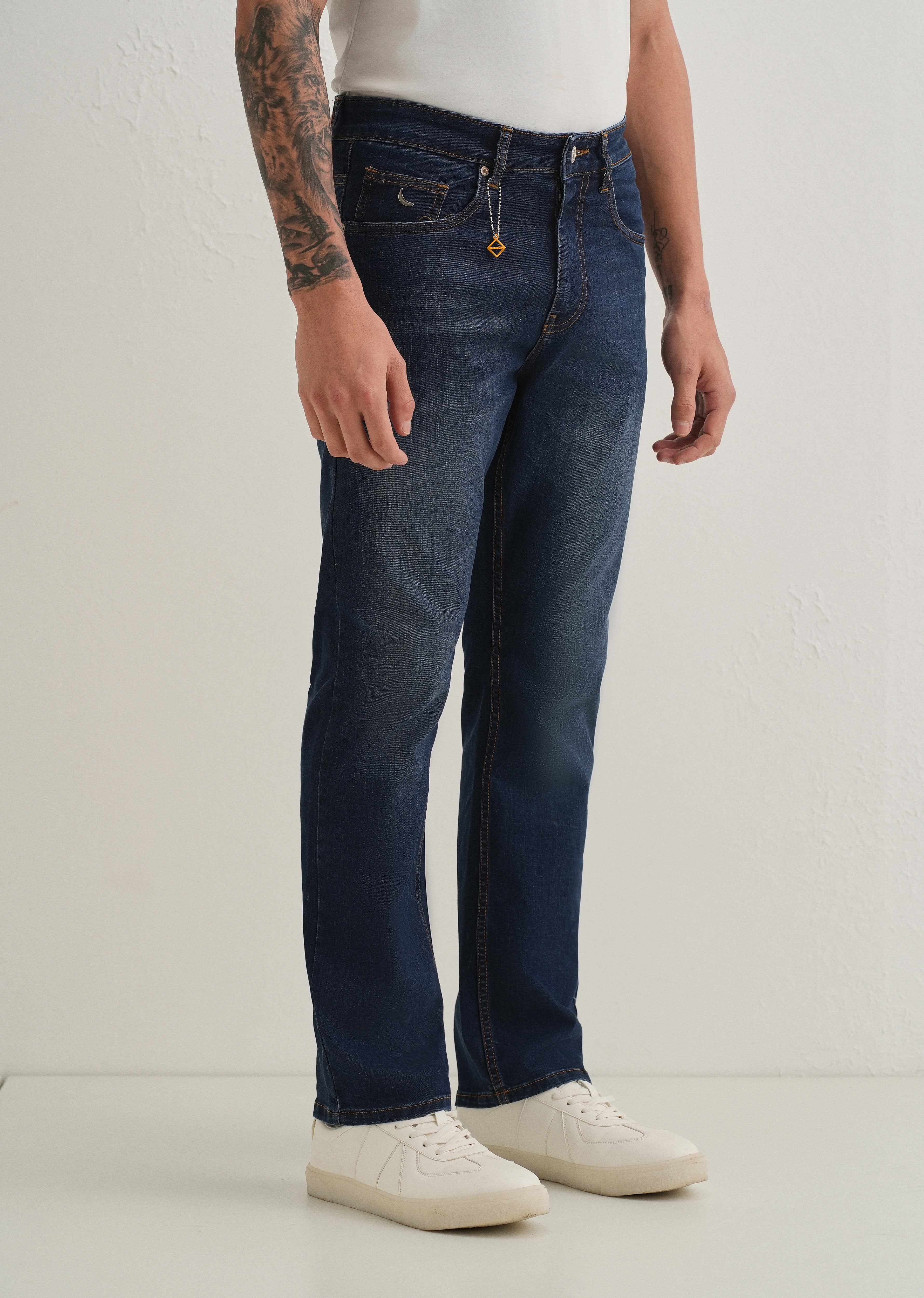 Classic Indigo Straight jeans
