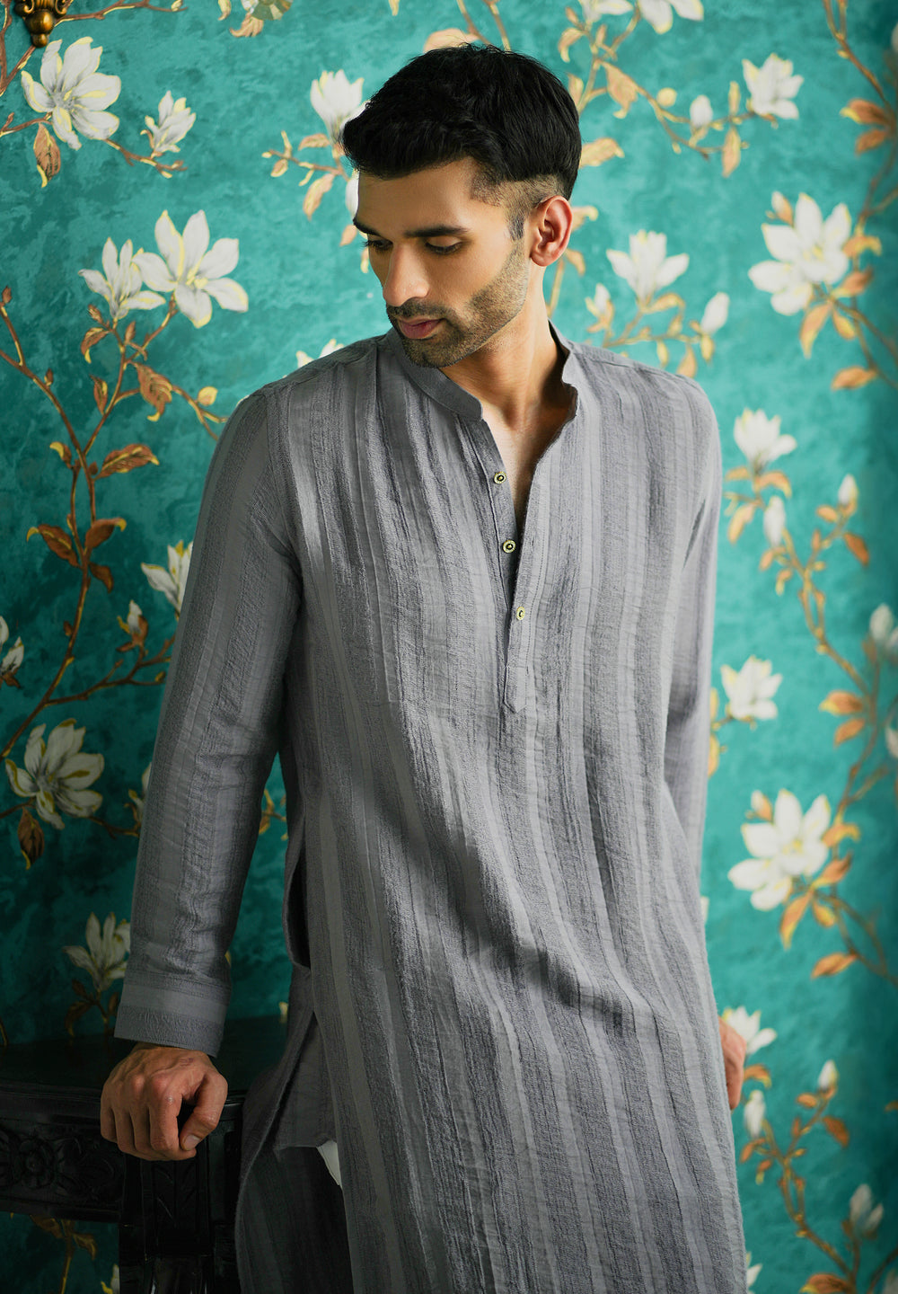 Grey Textured Vertical Stripe Kurta