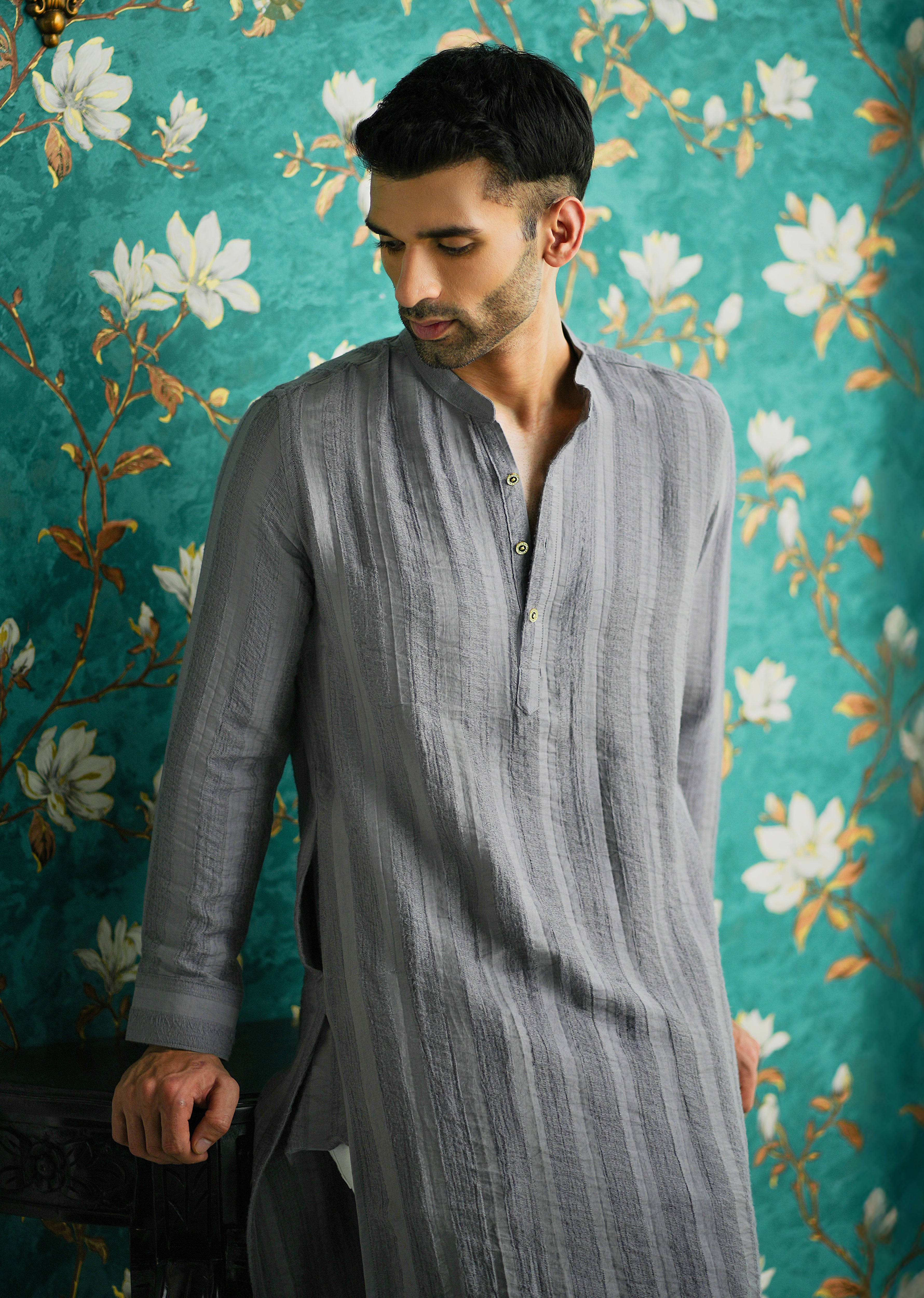 Grey Textured Vertical Stripe Kurta