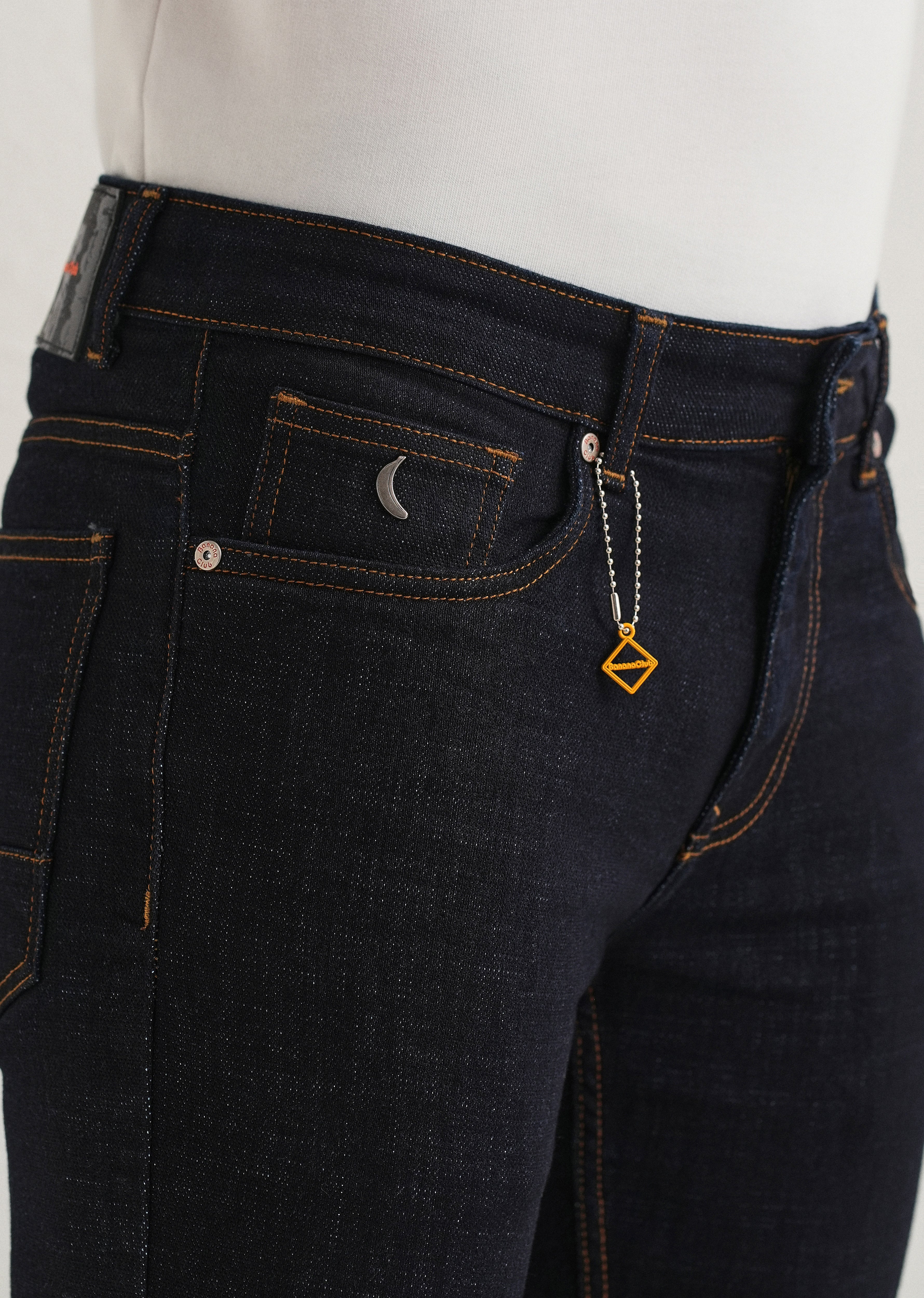 Dark Blue Mid Rise Carrot Fit Jeans