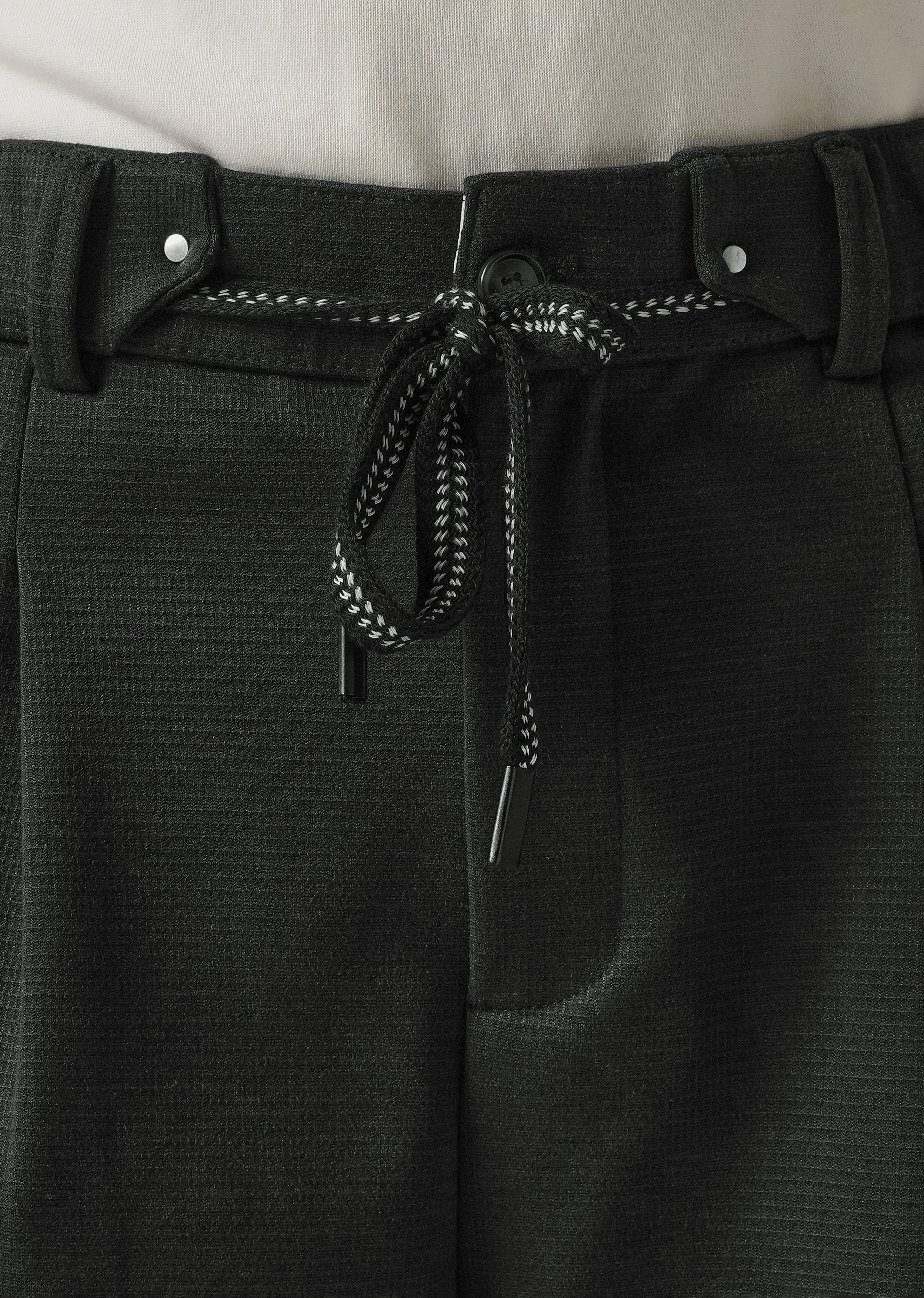 Dark Grey Textured Pleated Drawstring Pant