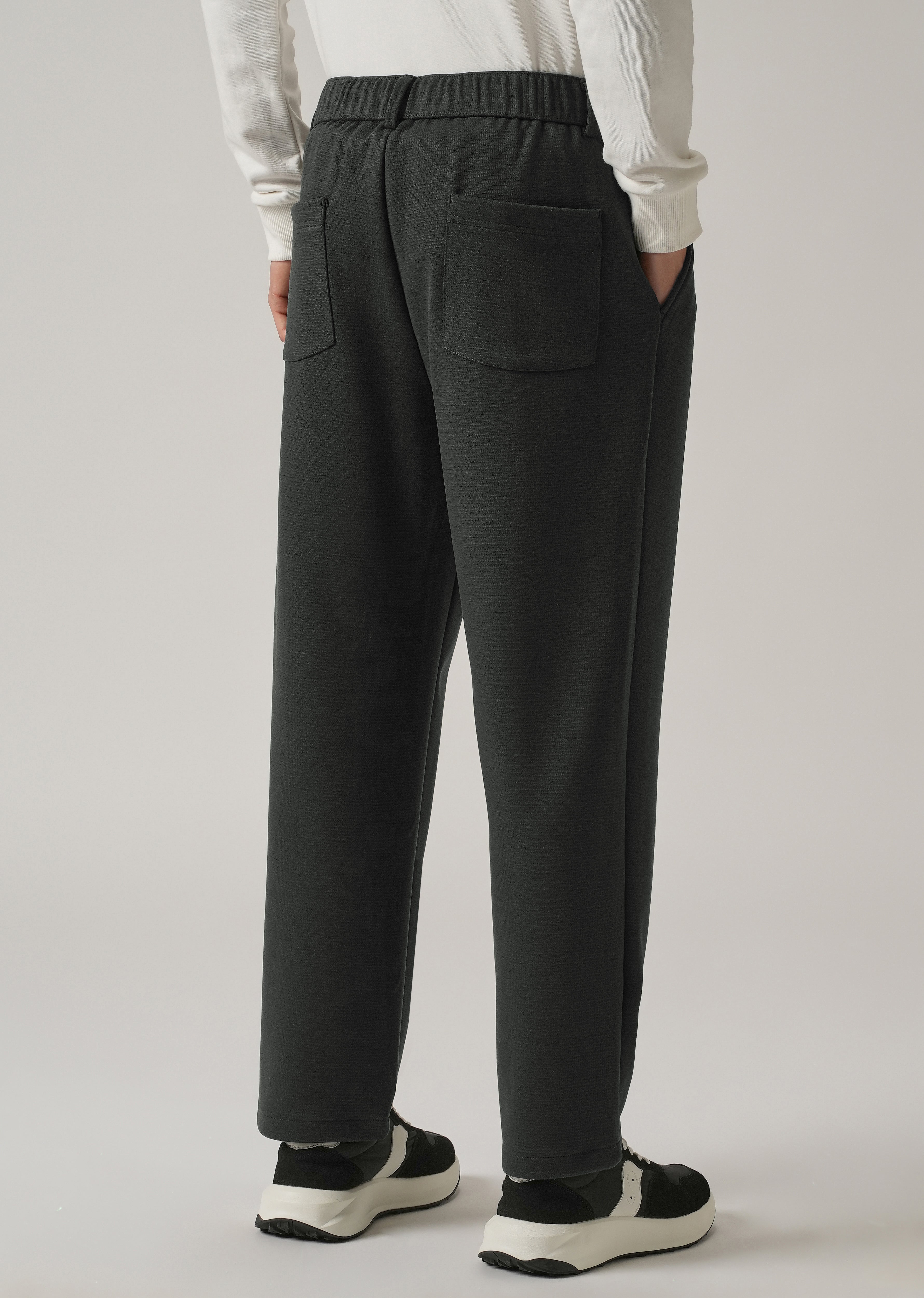 Dark Grey Textured Pleated Drawstring Pant