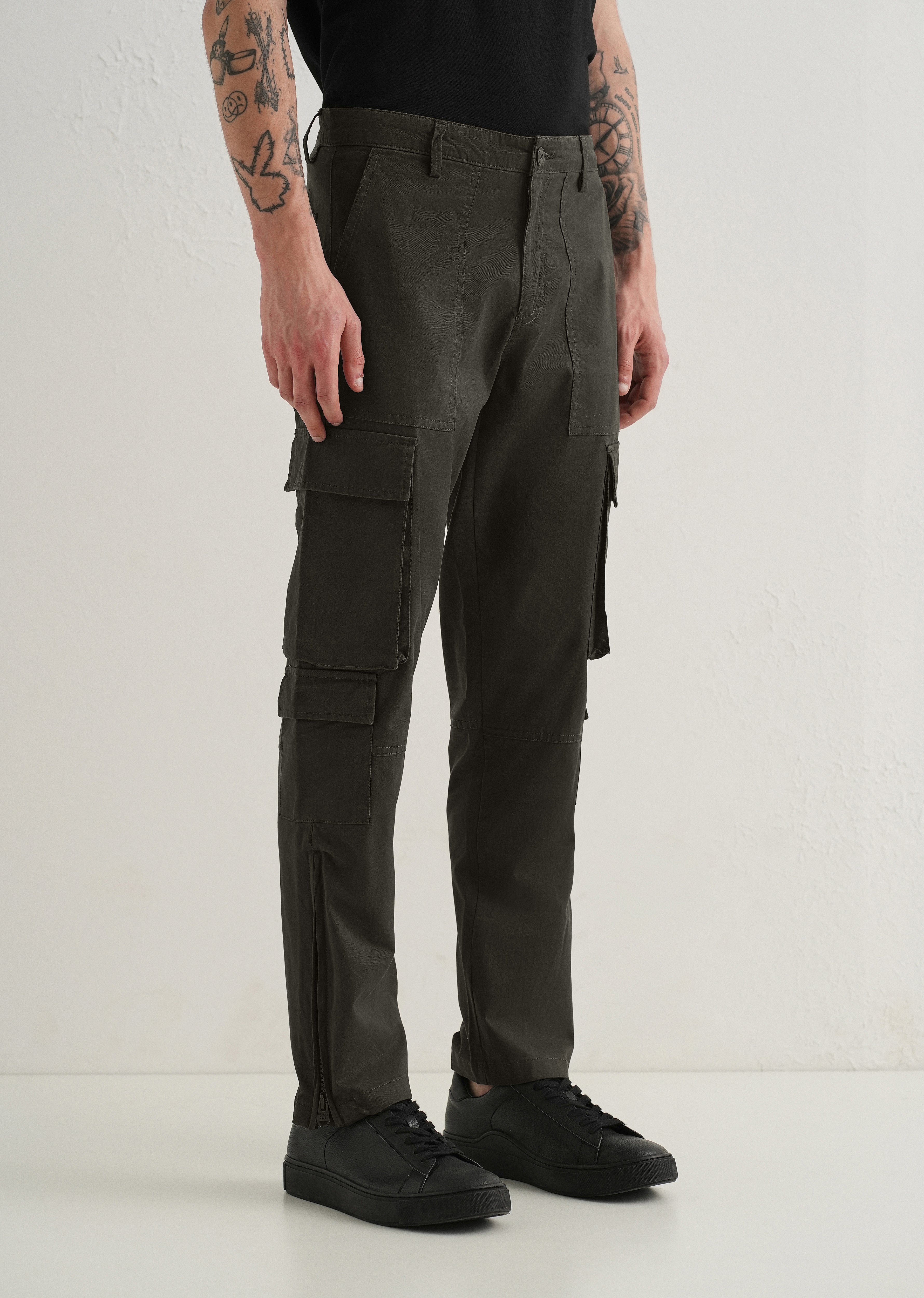 Dark Olive Zipper Cargo Pant