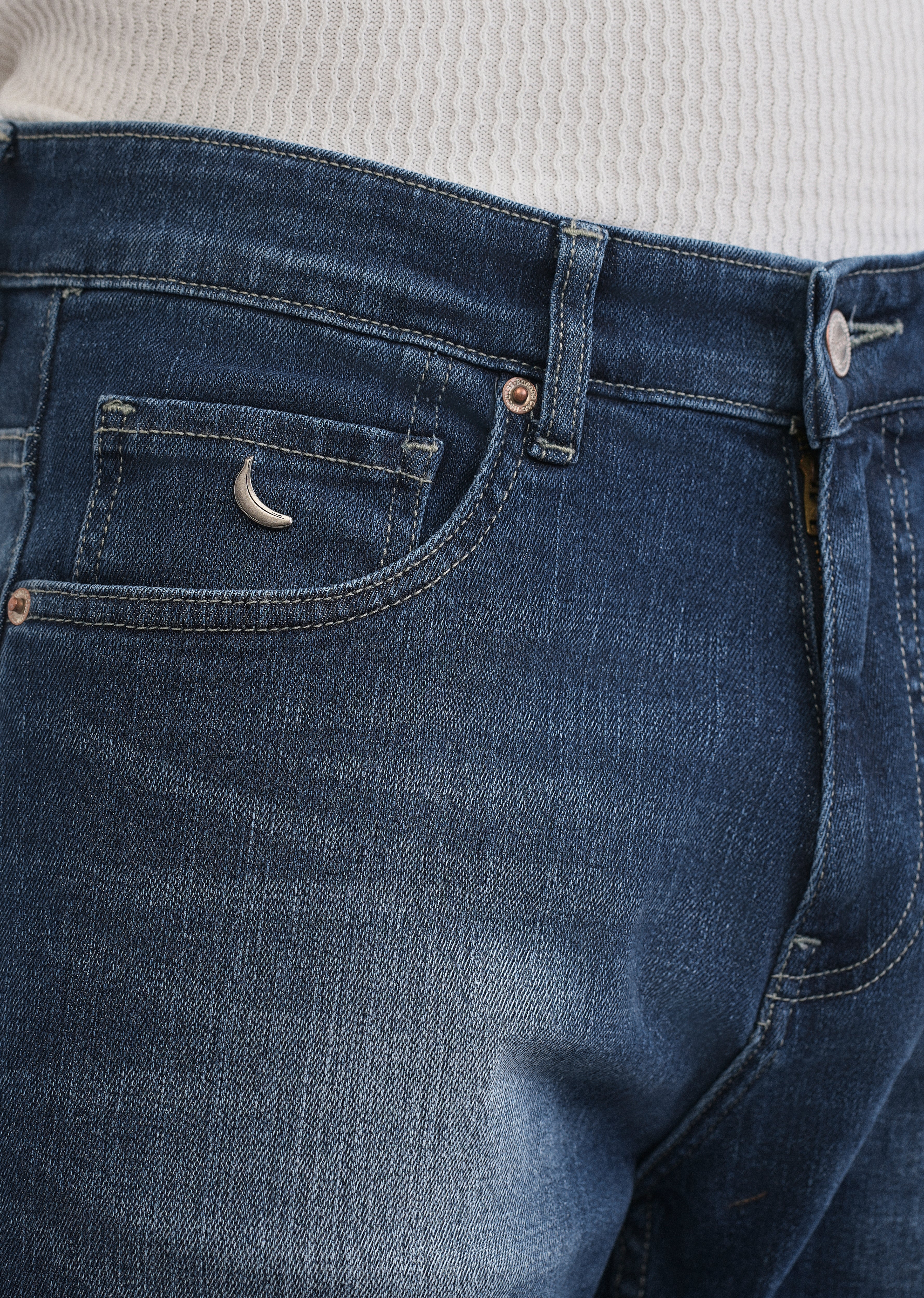 Deep Blue Straight Fit Jeans