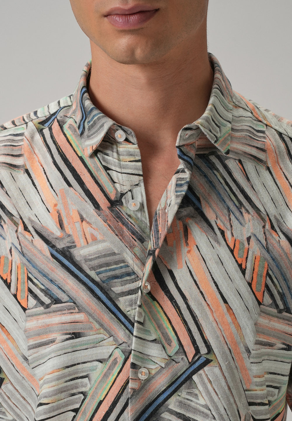 Delineated White Half Sleeve shirt