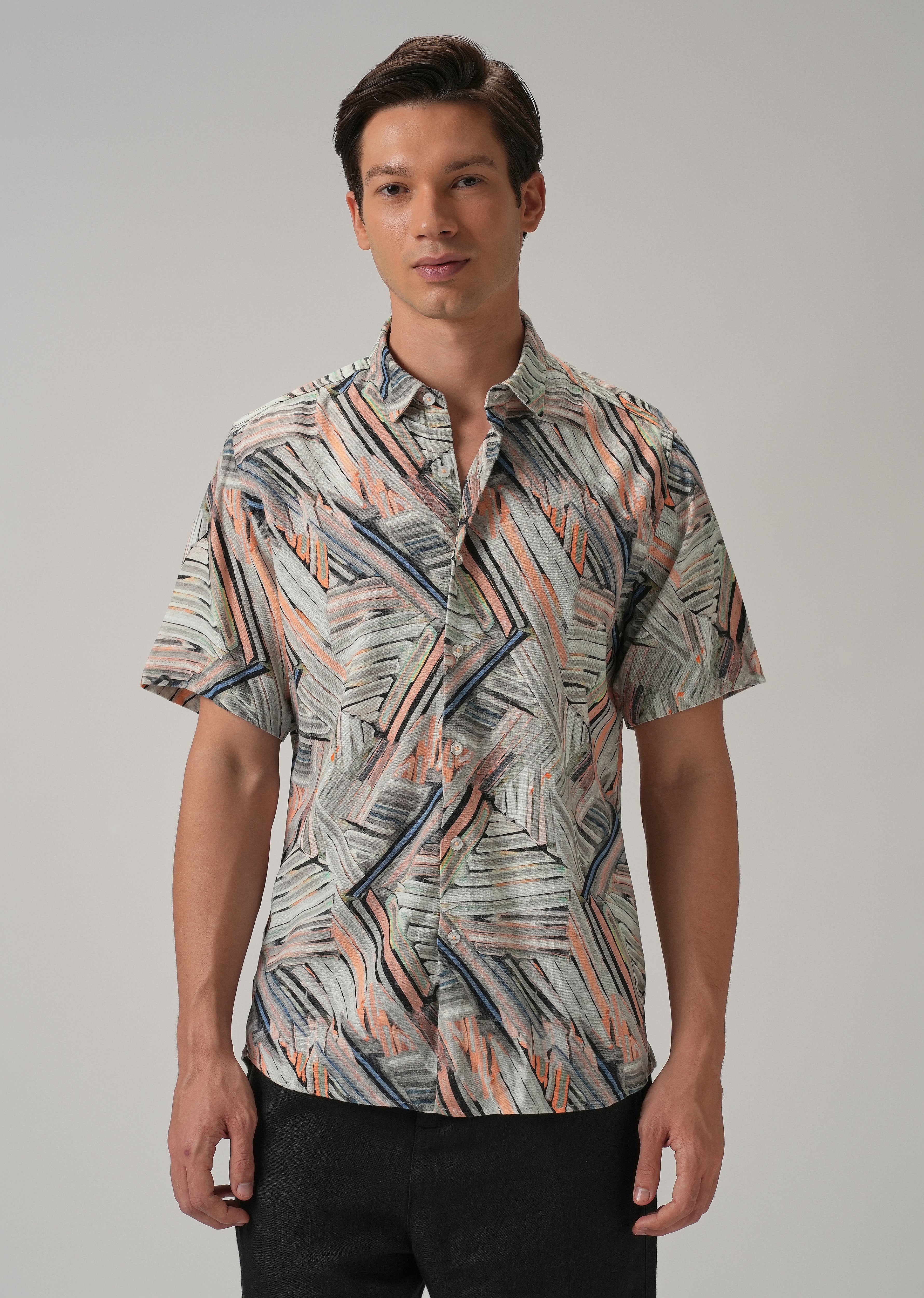Delineated White Half Sleeve shirt