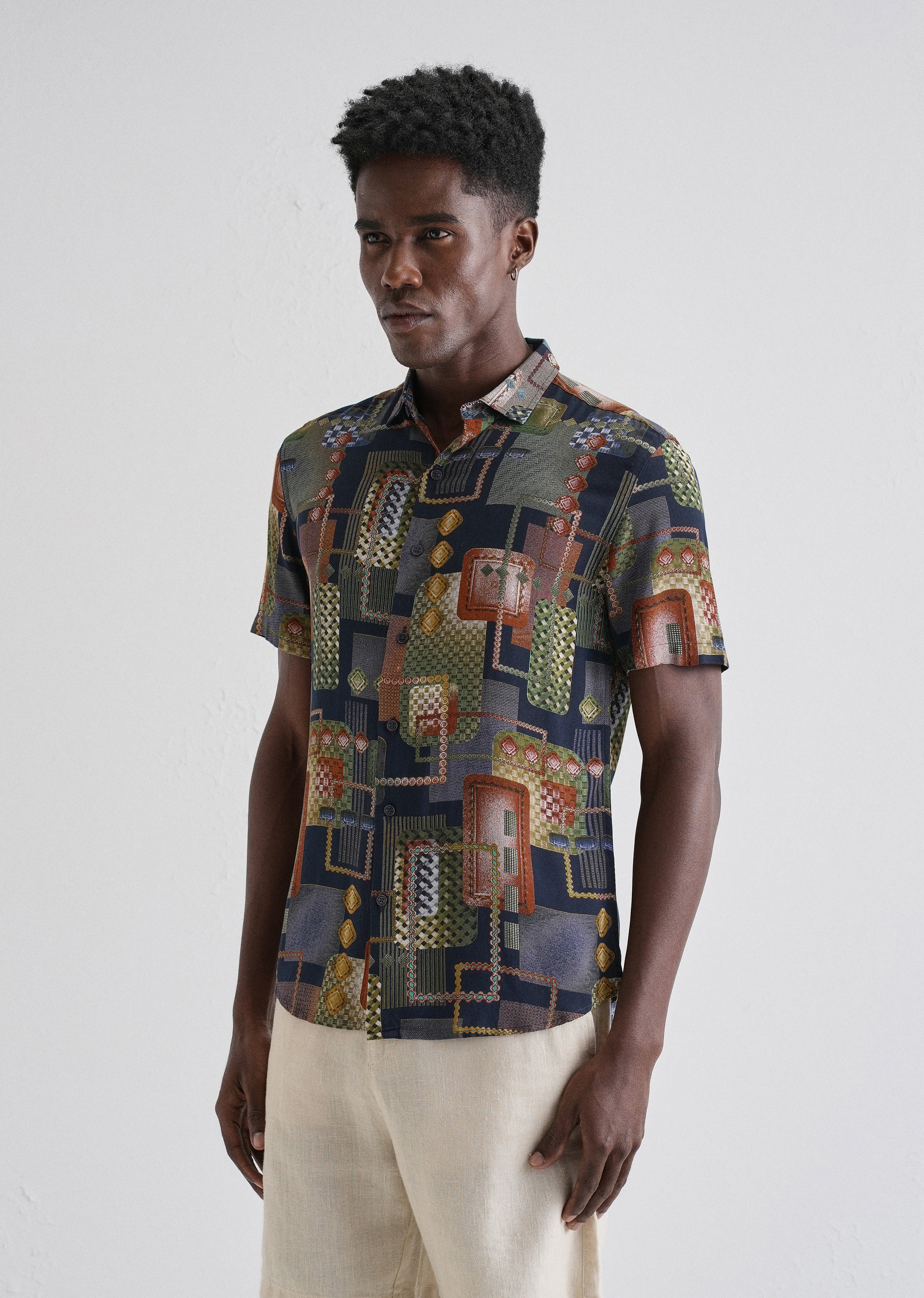 Geo Precision Feather shirt