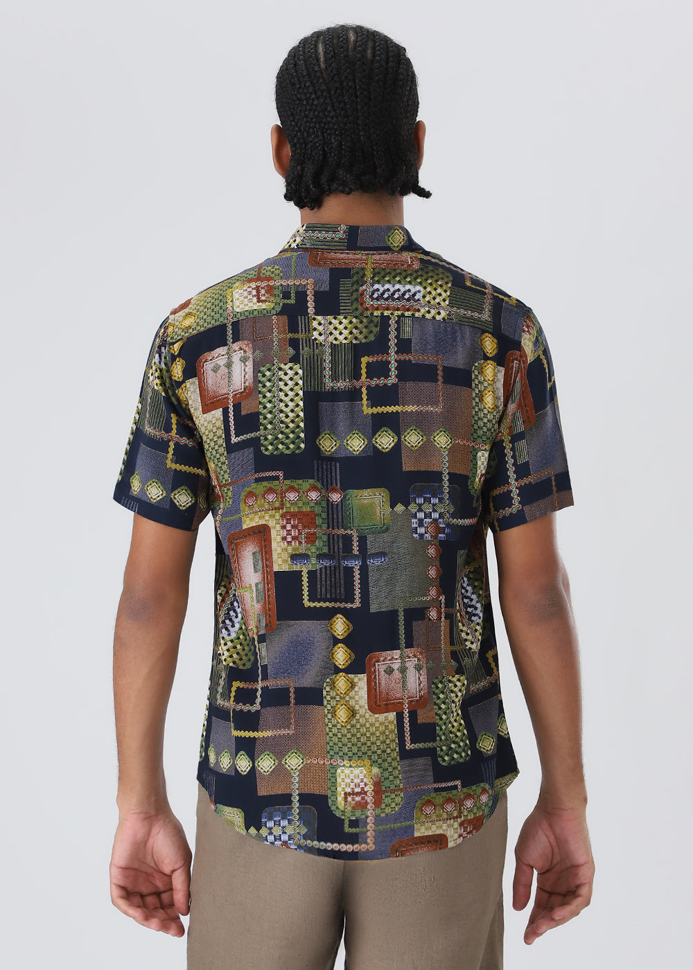 Geo Precision Feather shirt