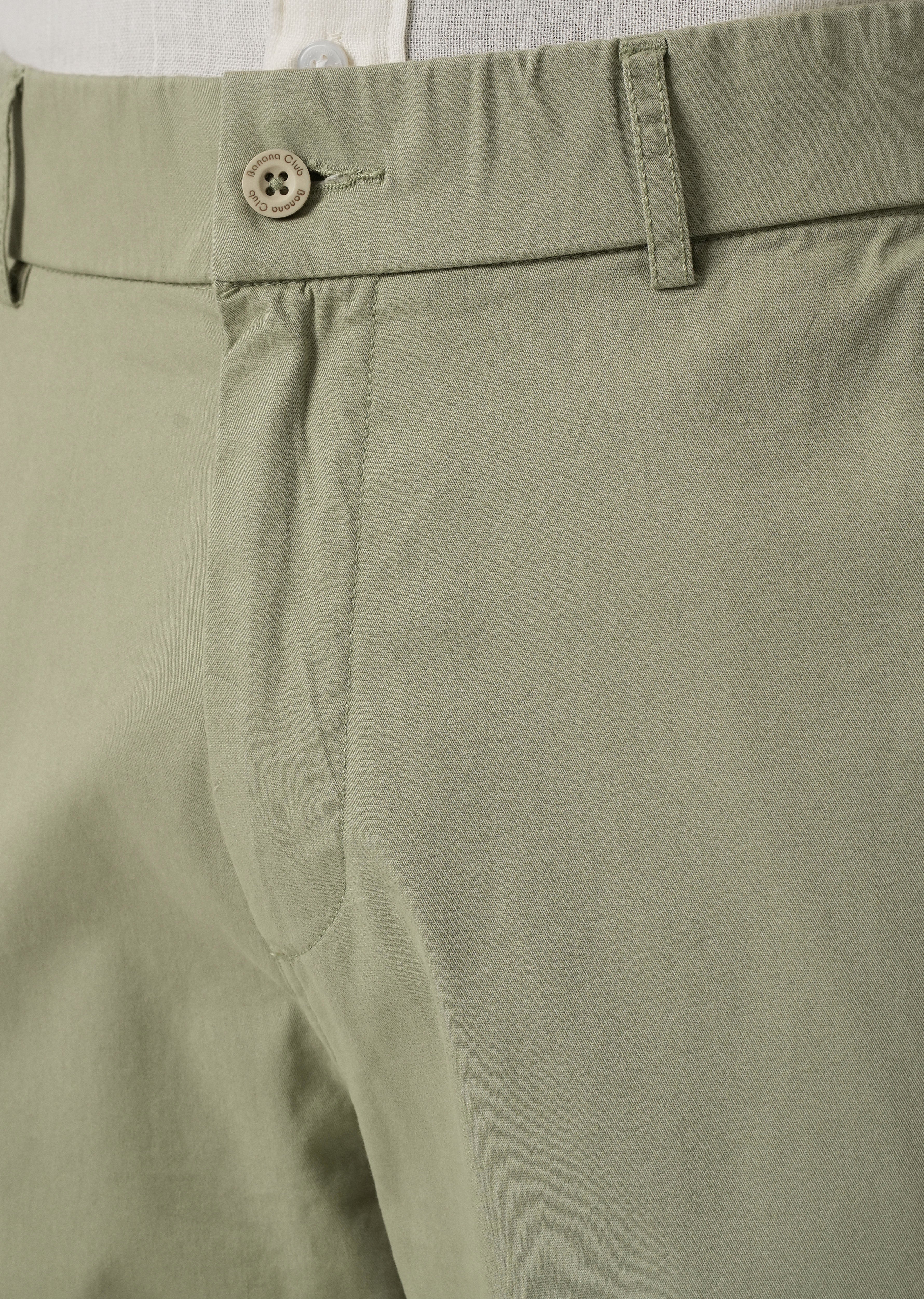 Baggy Fit Green Chinos