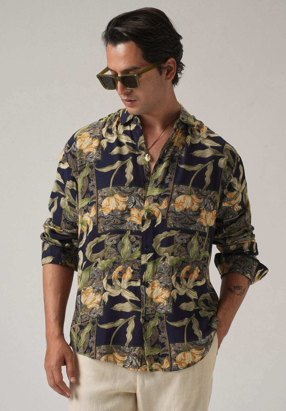 Green Exotic Lily Print Feather Shirt