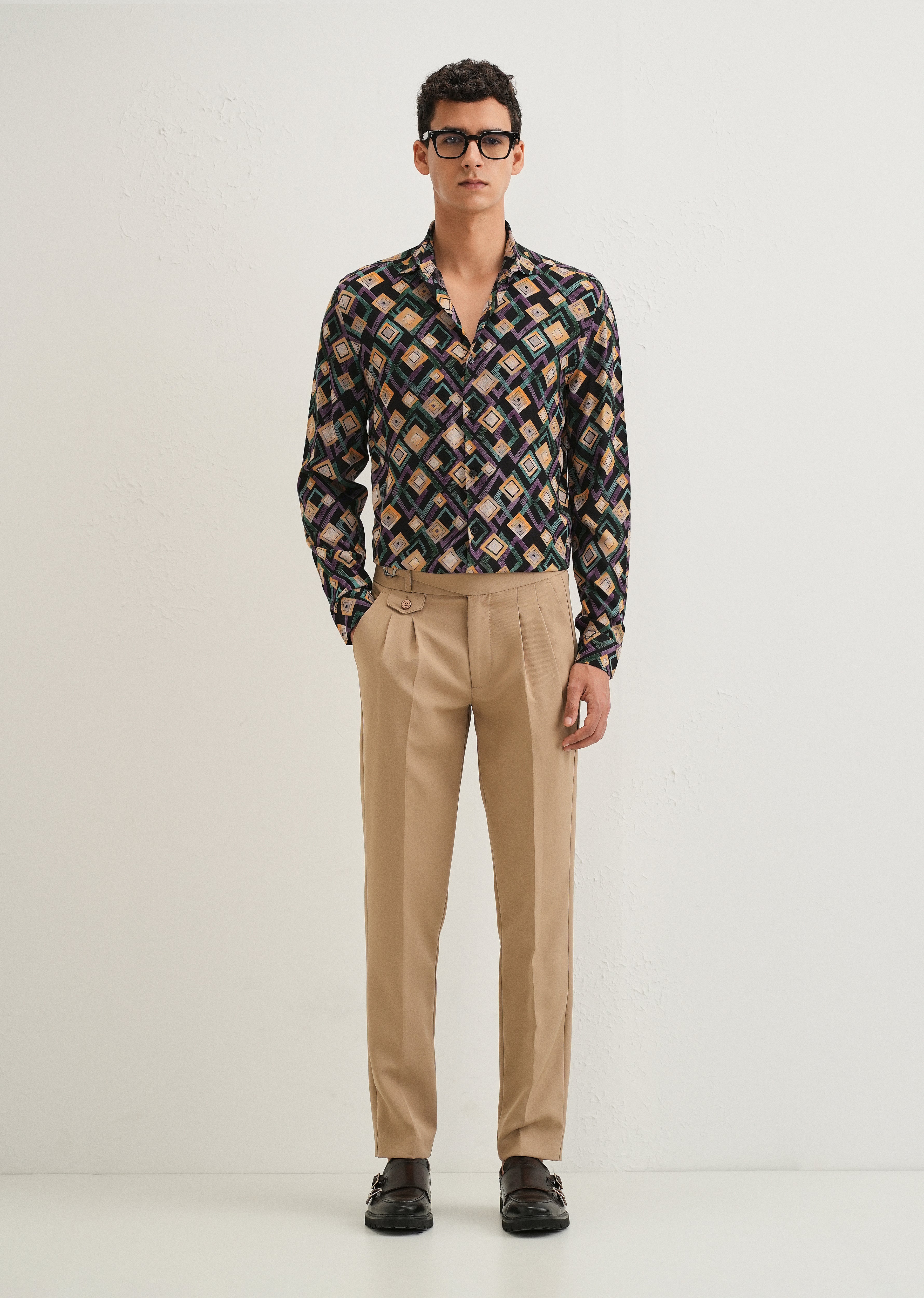 Green Geometric Feather Shirt