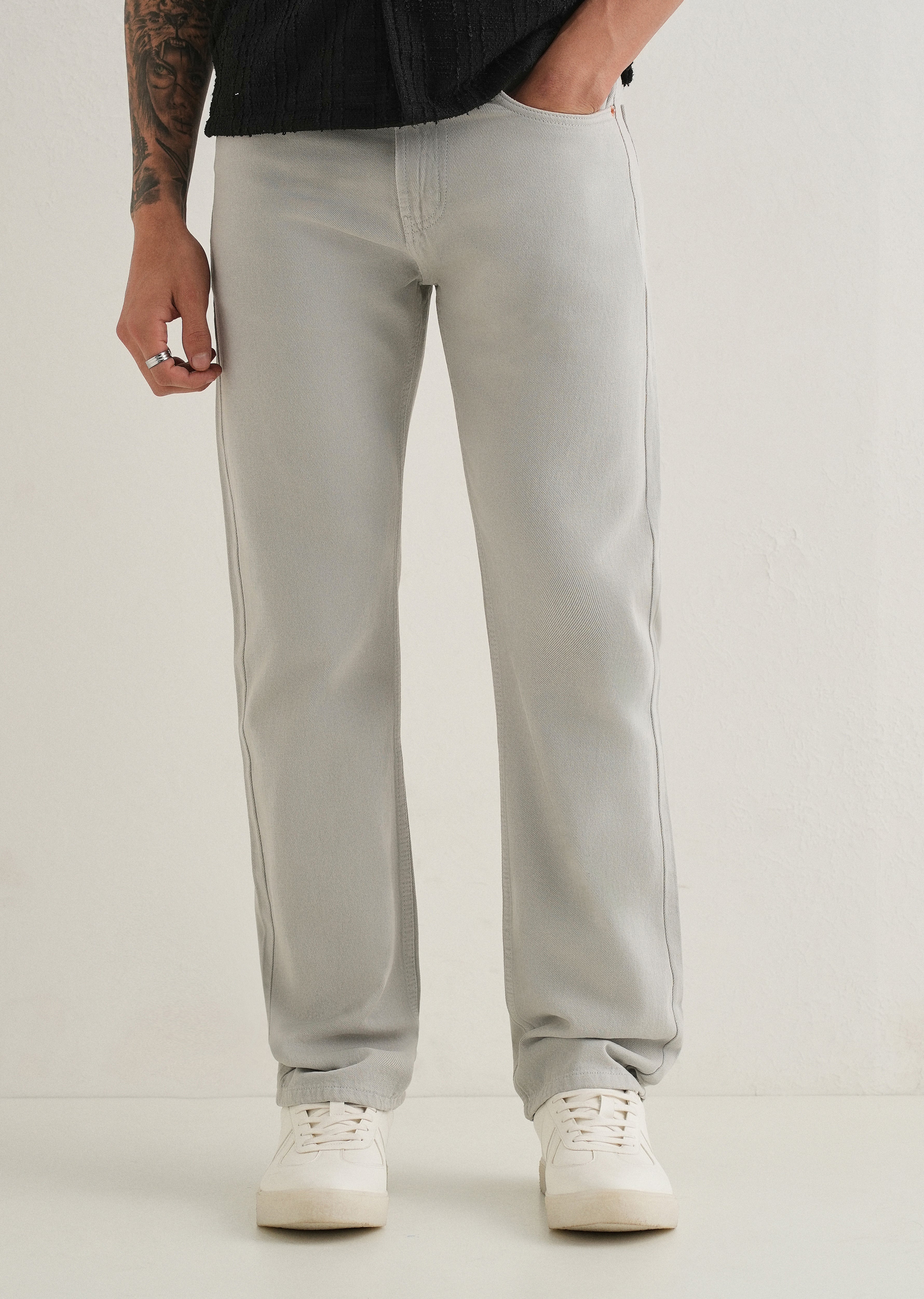 Gris Grey Straight Fit Denim