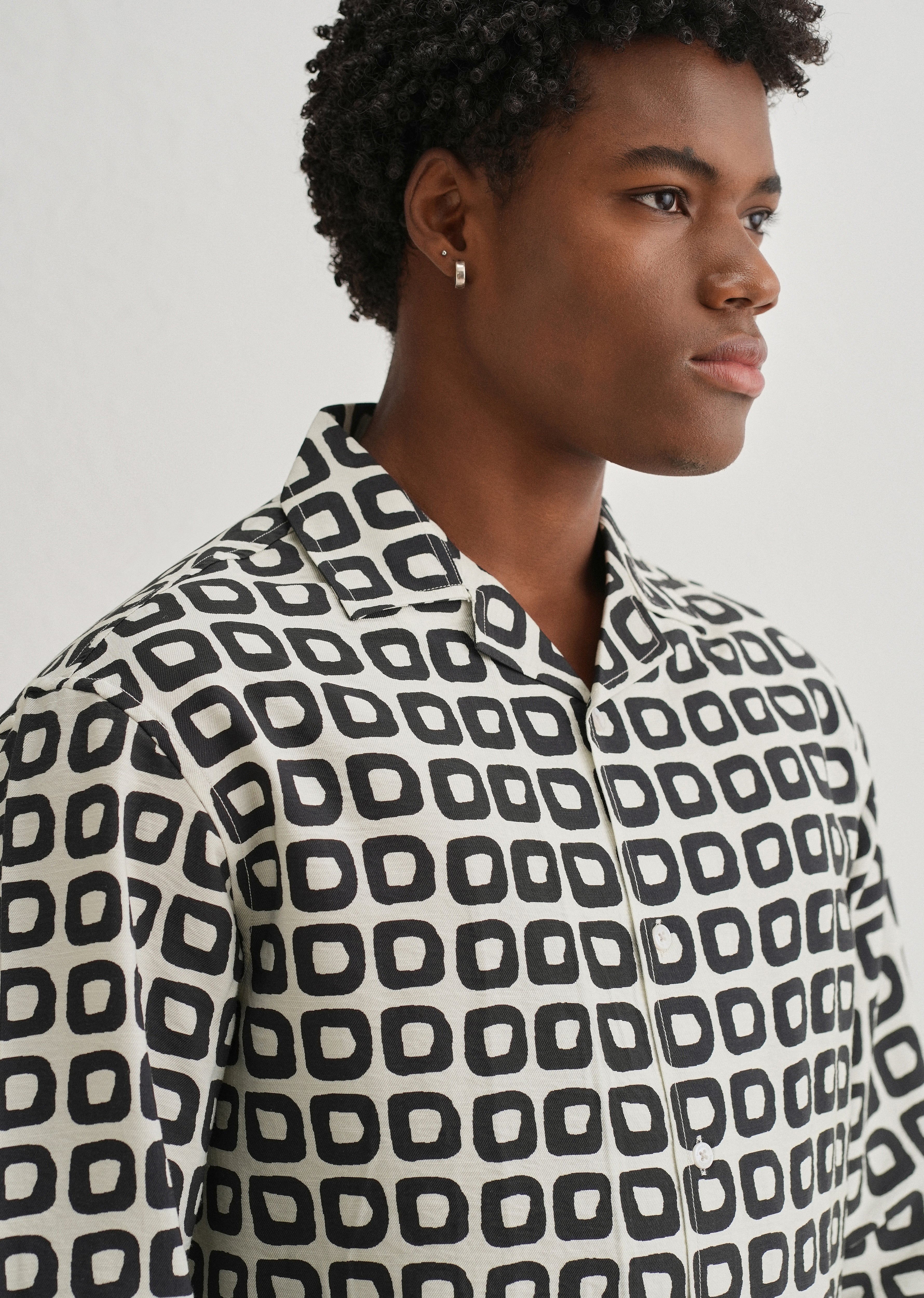 Ivory Retro Grid Printed Shirt