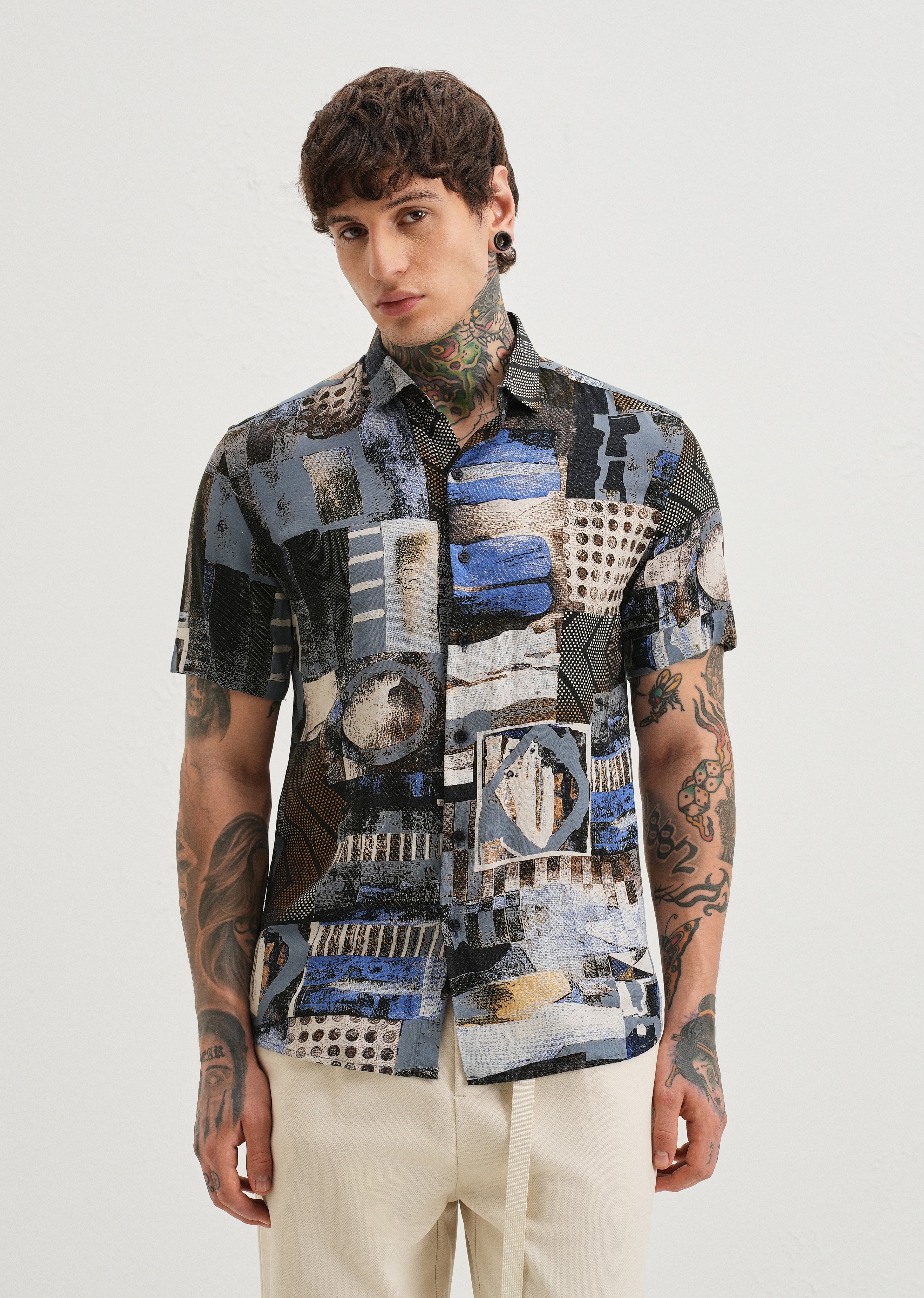 Lattice Blue Feather shirt