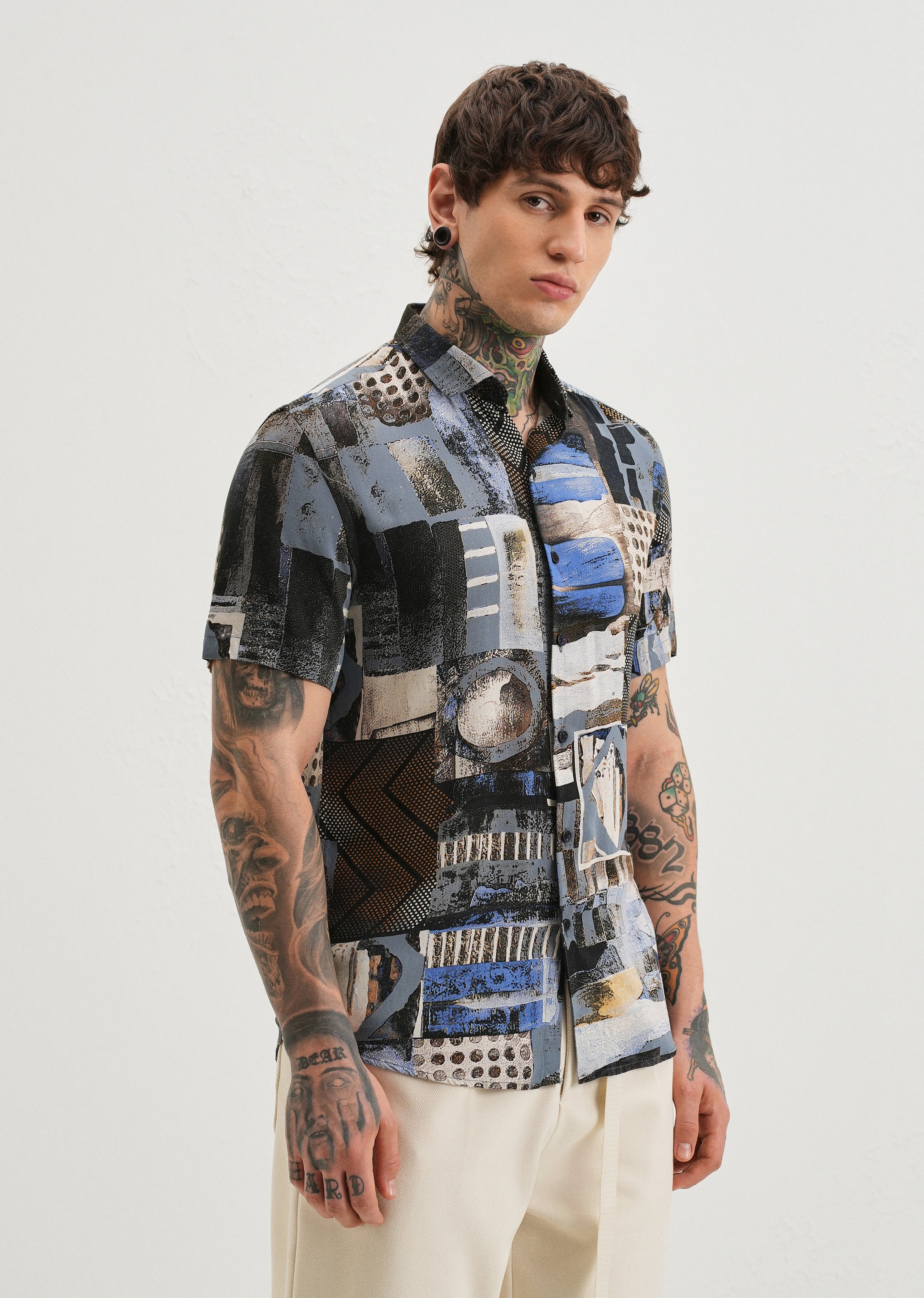 Lattice Blue Feather shirt