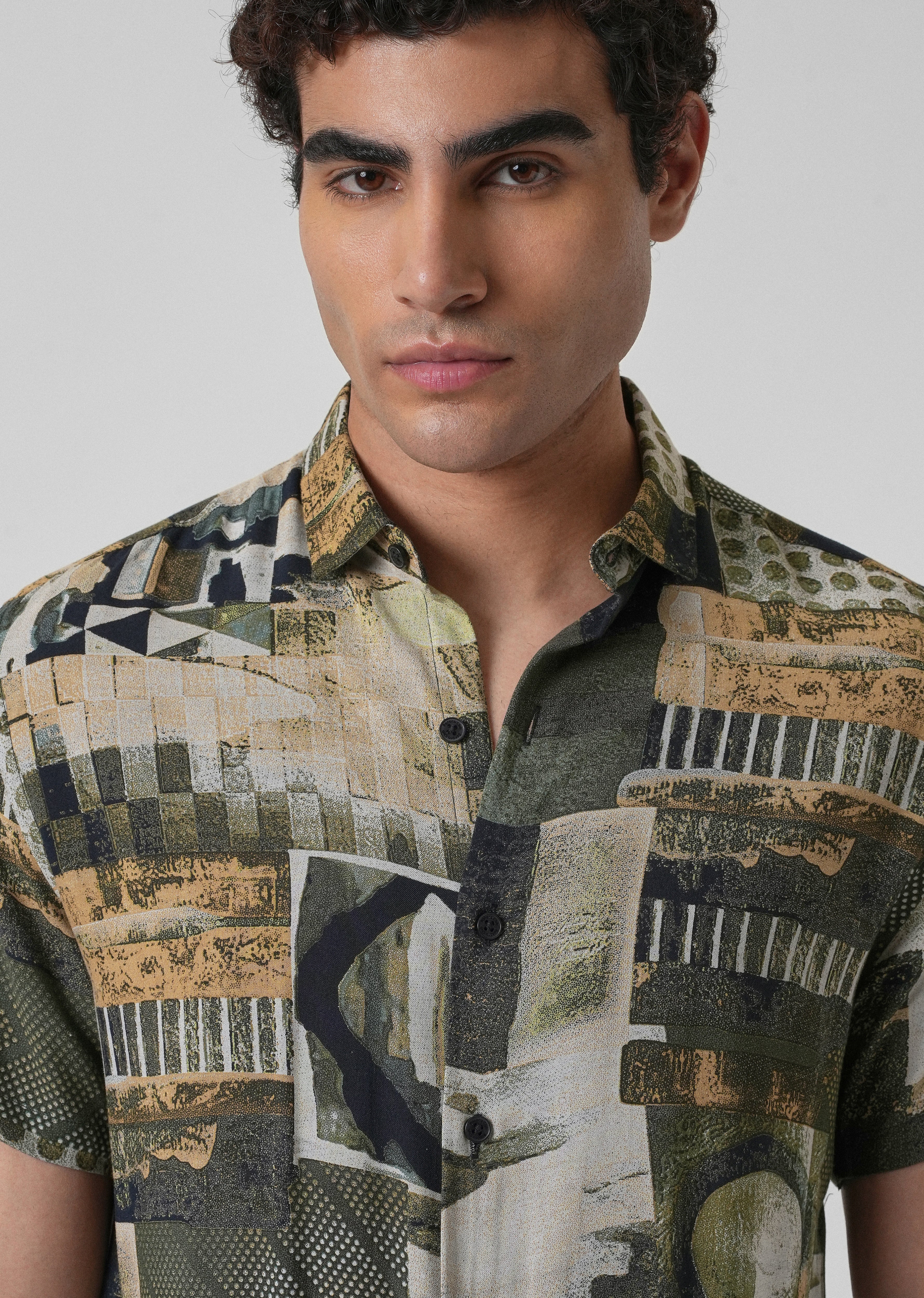 Lattice Green Feather shirt